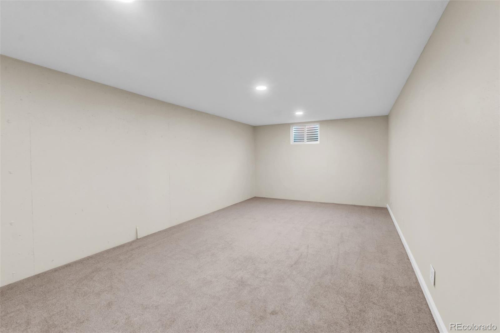 MLS Image #19 for 2275 s clermont street,denver, Colorado