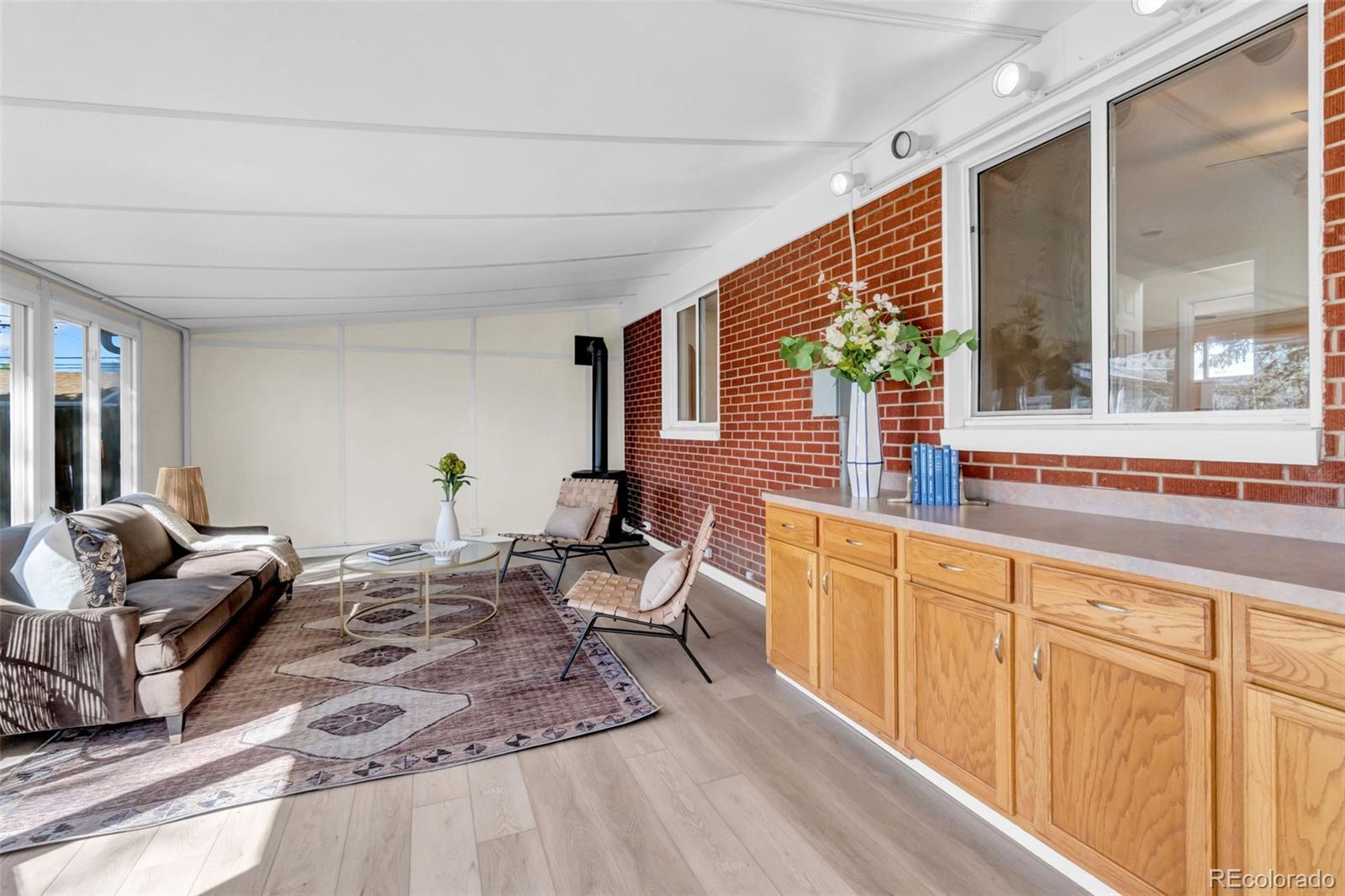 MLS Image #3 for 2275 s clermont street,denver, Colorado