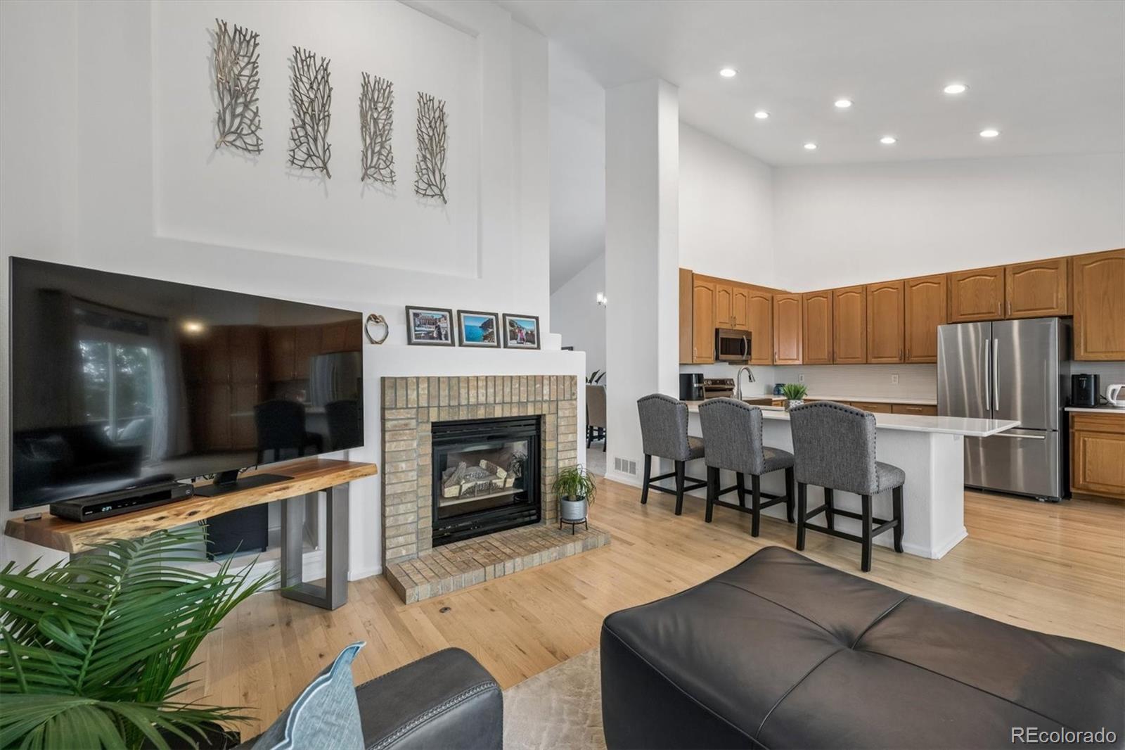 MLS Image #4 for 9952  silver maple road,highlands ranch, Colorado