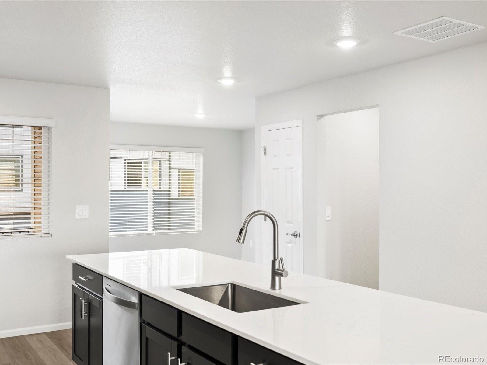 MLS Image #5 for 4672  cloudburst lane,morrison, Colorado