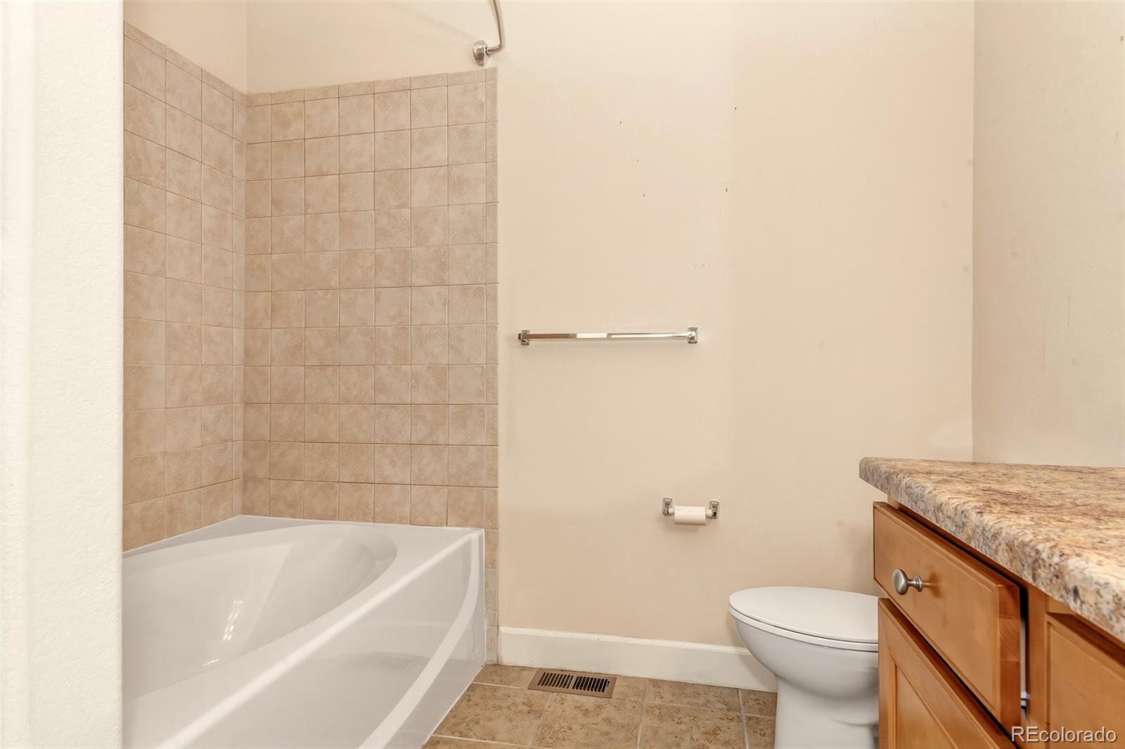 MLS Image #17 for 271  eagle summit point 101,colorado springs, Colorado