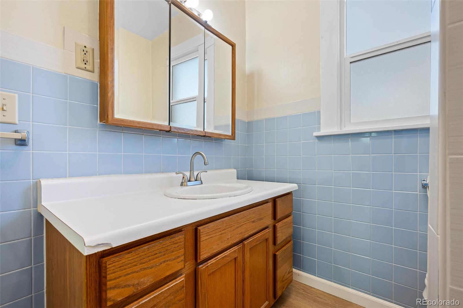 MLS Image #27 for 3975  shoshone street,denver, Colorado