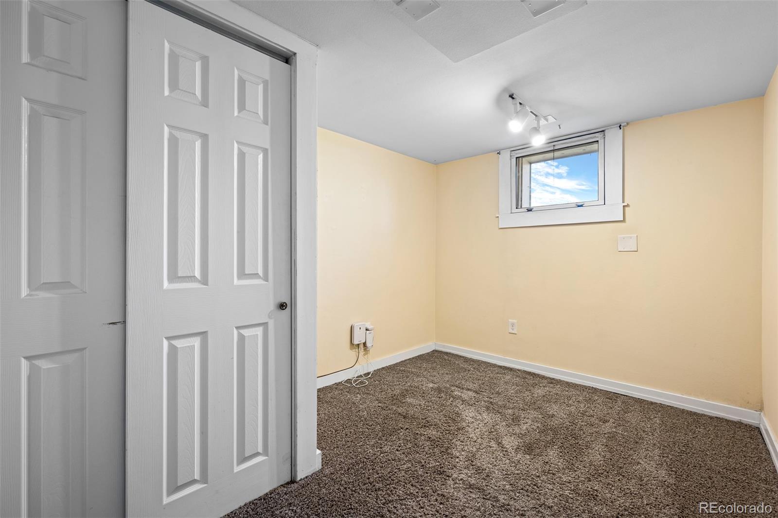 MLS Image #41 for 3975  shoshone street,denver, Colorado