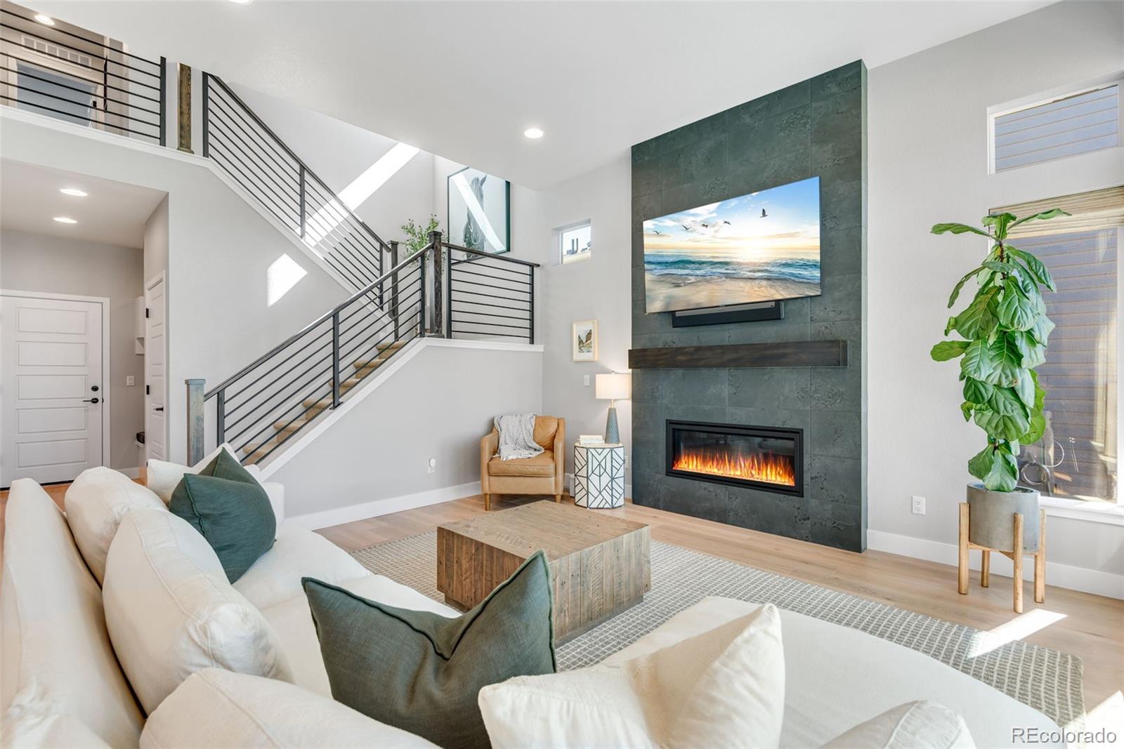 MLS Image #3 for 6241  canterview court,castle pines, Colorado