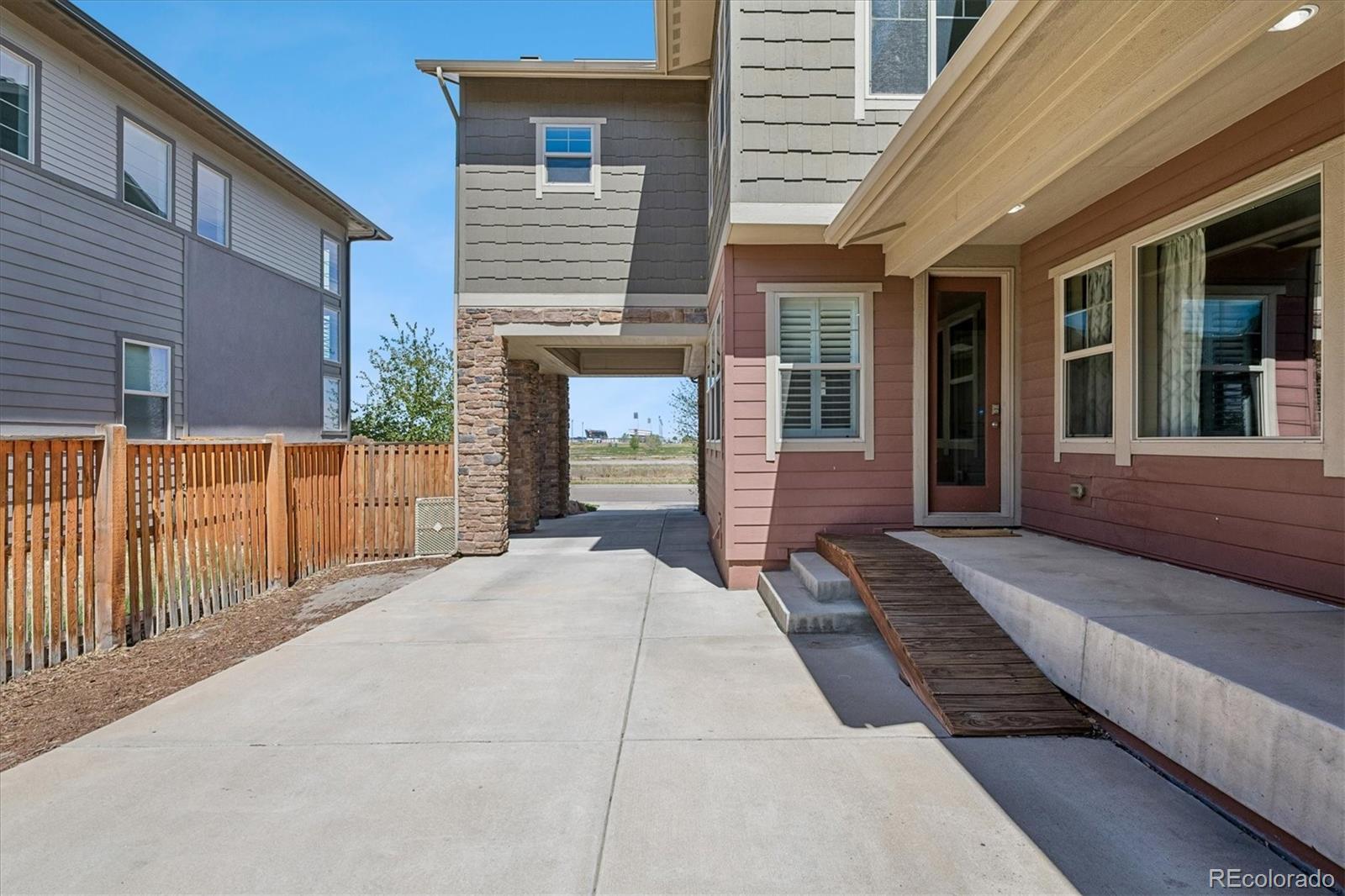 MLS Image #34 for 8404 e 55th place,denver, Colorado