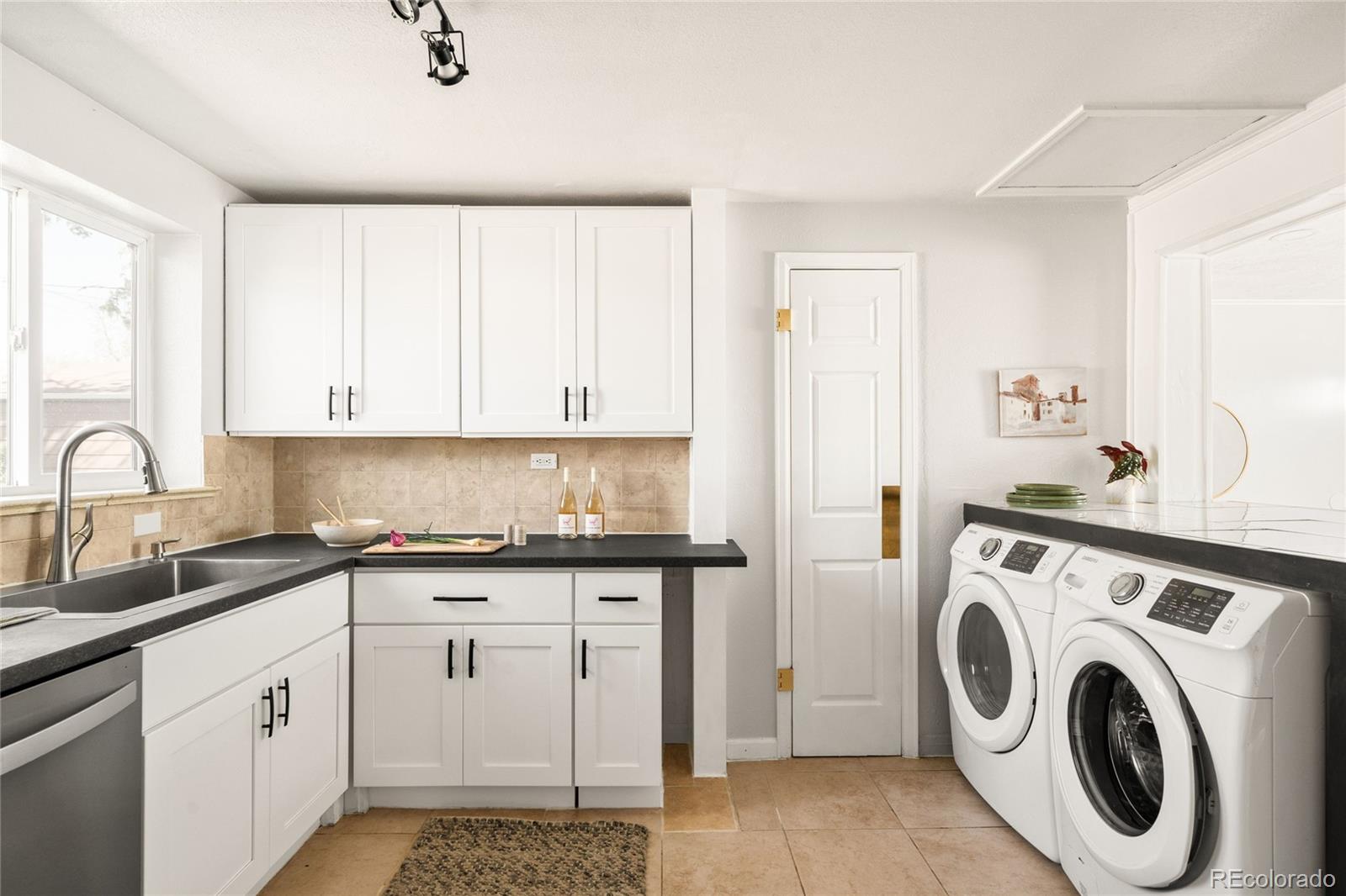 MLS Image #10 for 1351 s dale court,denver, Colorado