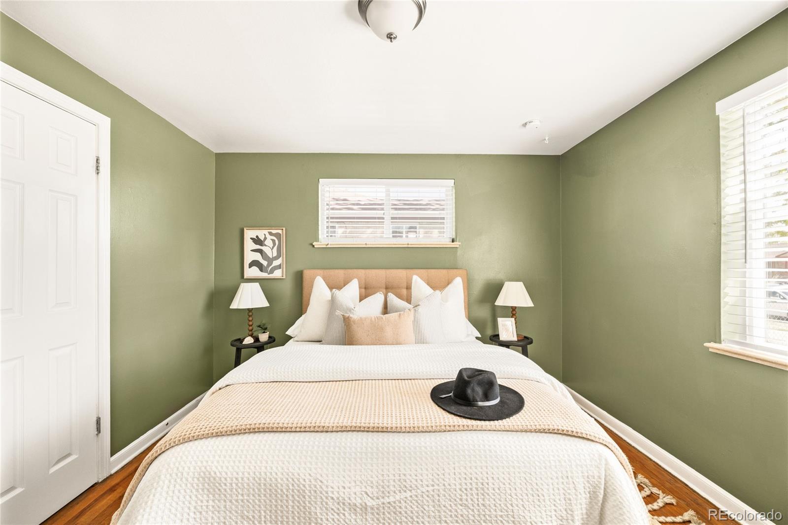 MLS Image #17 for 1351 s dale court,denver, Colorado