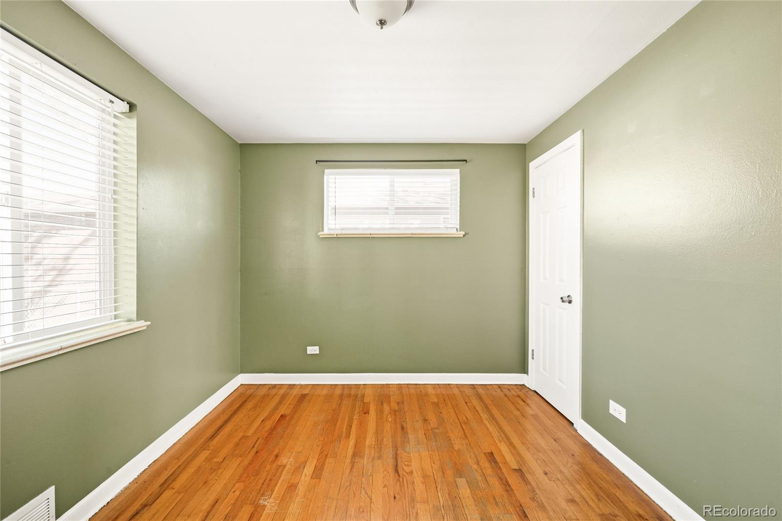 MLS Image #22 for 1351 s dale court,denver, Colorado