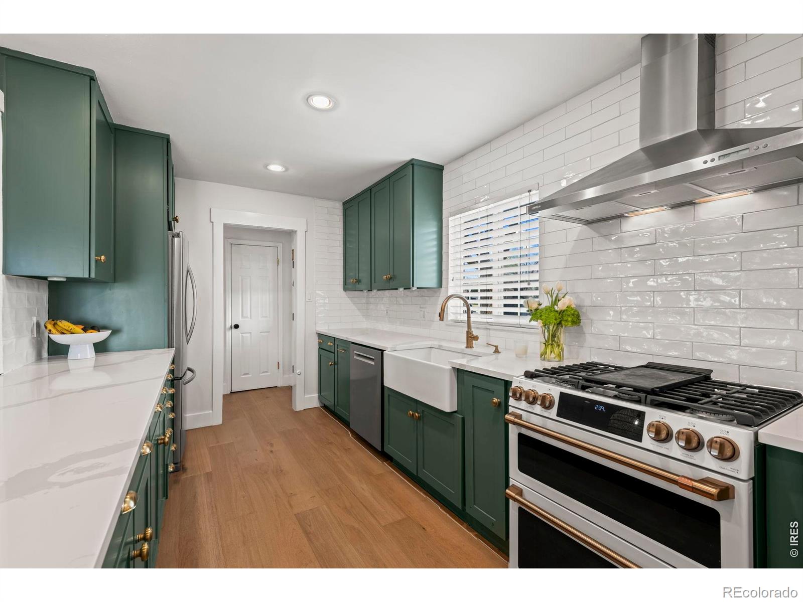 MLS Image #8 for 3300 s fairfax street,denver, Colorado