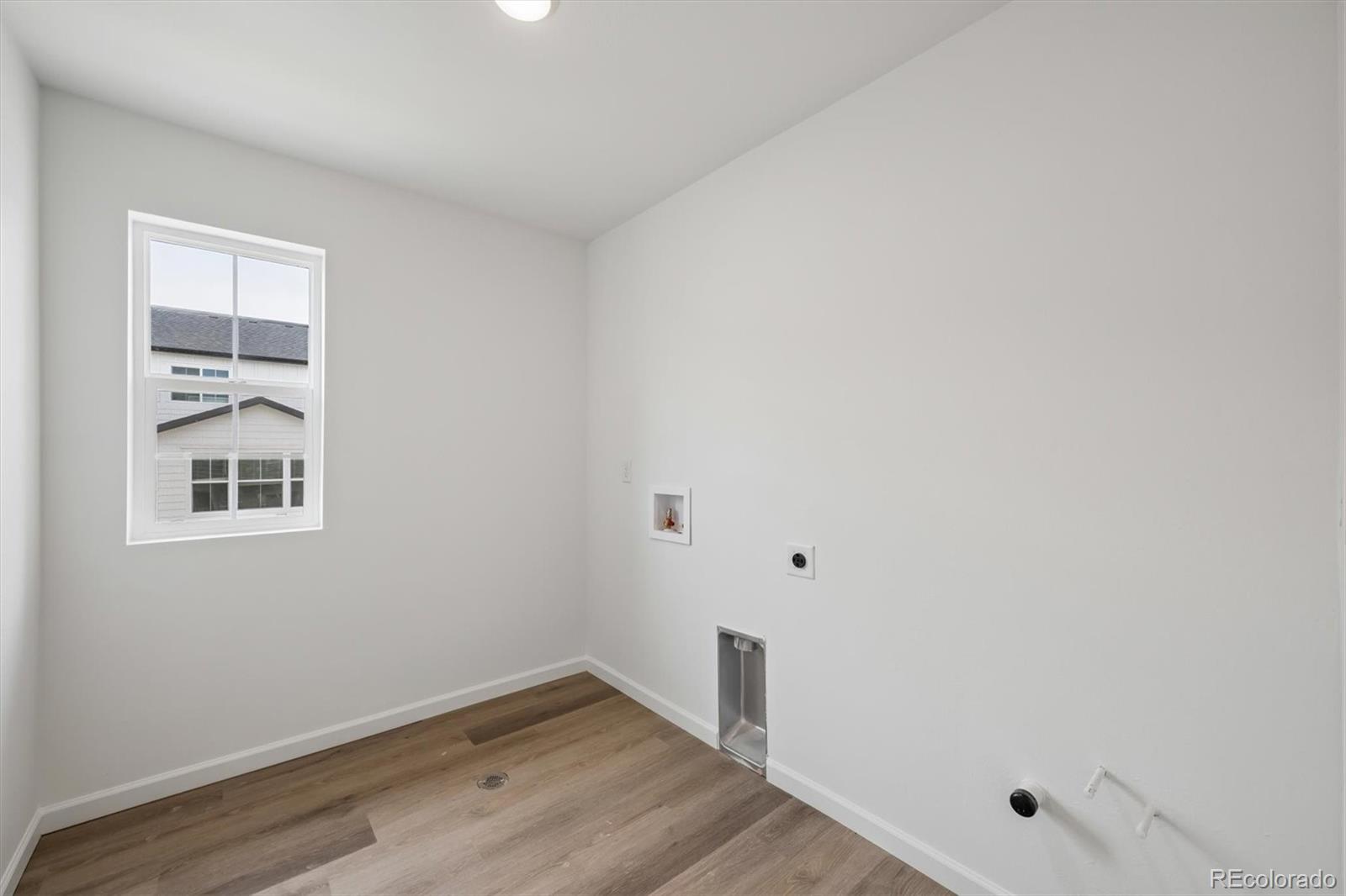 MLS Image #14 for 475 s salida street,aurora, Colorado