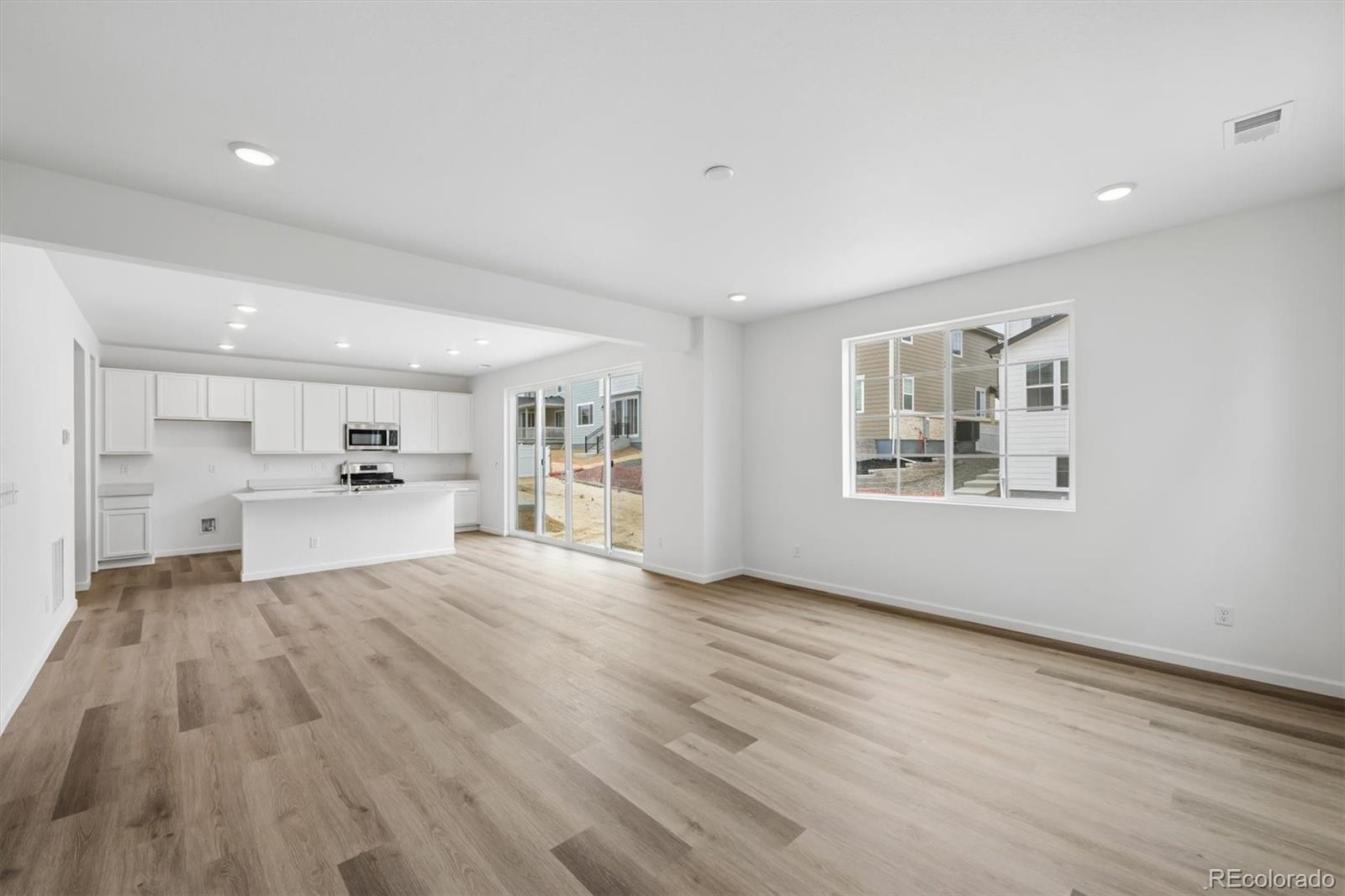 MLS Image #6 for 475 s salida street,aurora, Colorado