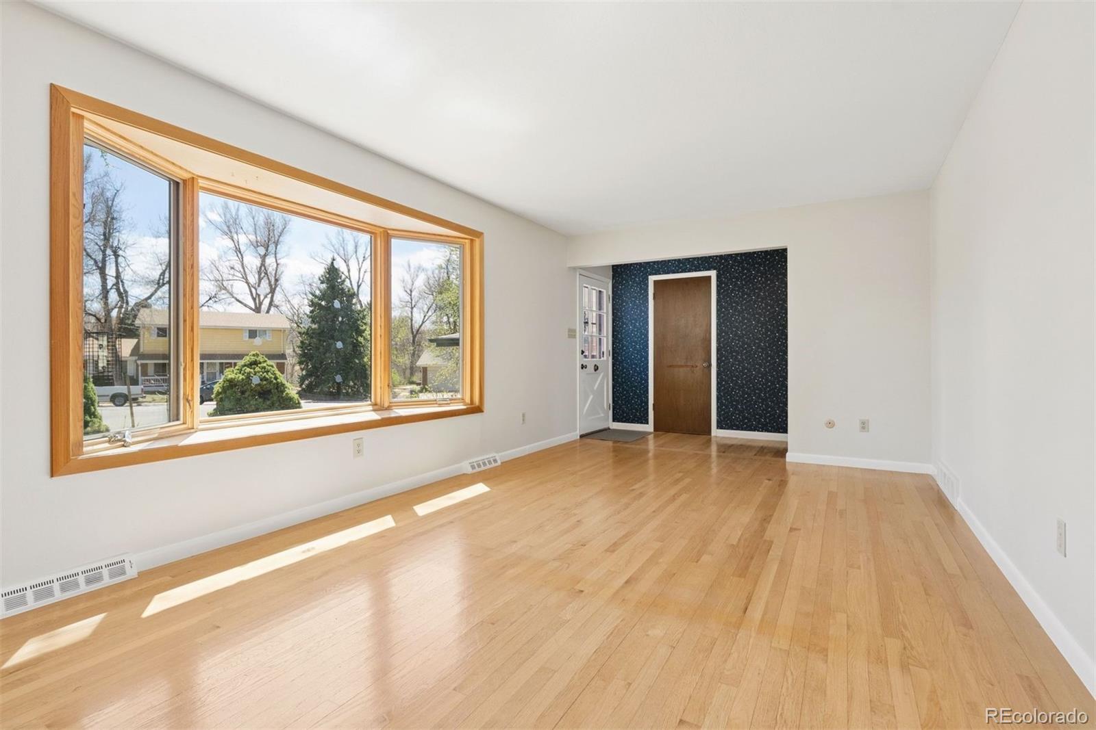 MLS Image #3 for 435 w fremont drive,littleton, Colorado