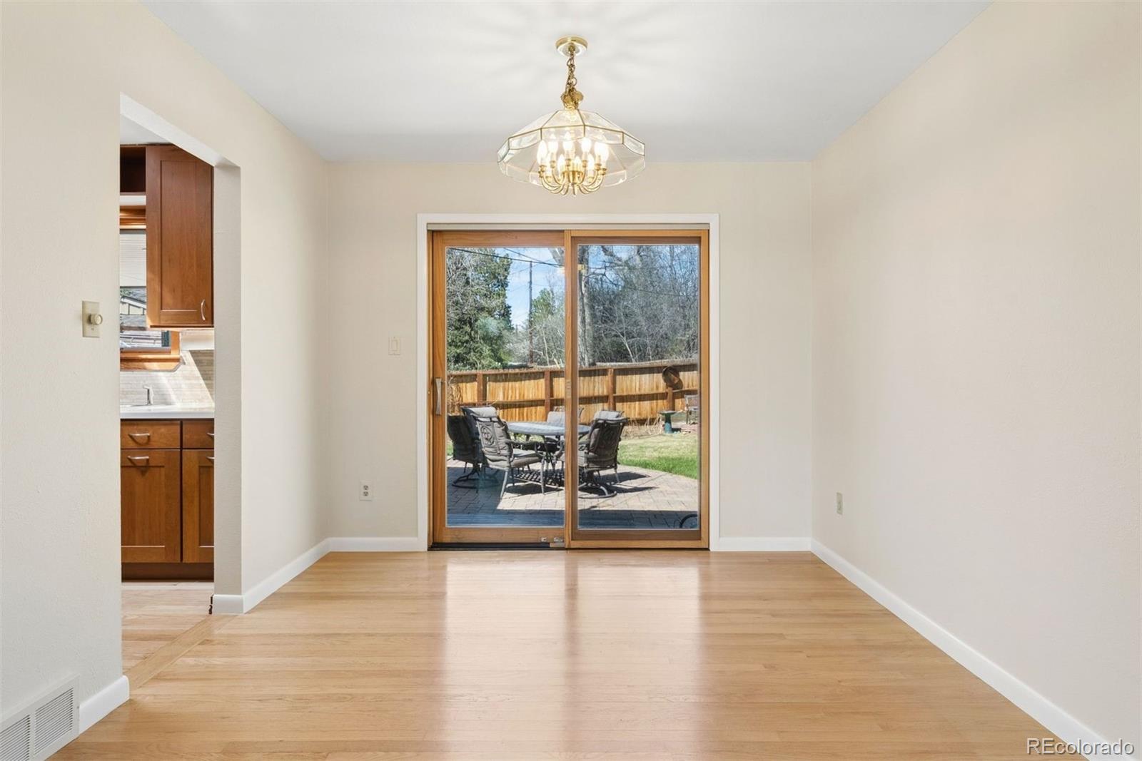 MLS Image #5 for 435 w fremont drive,littleton, Colorado