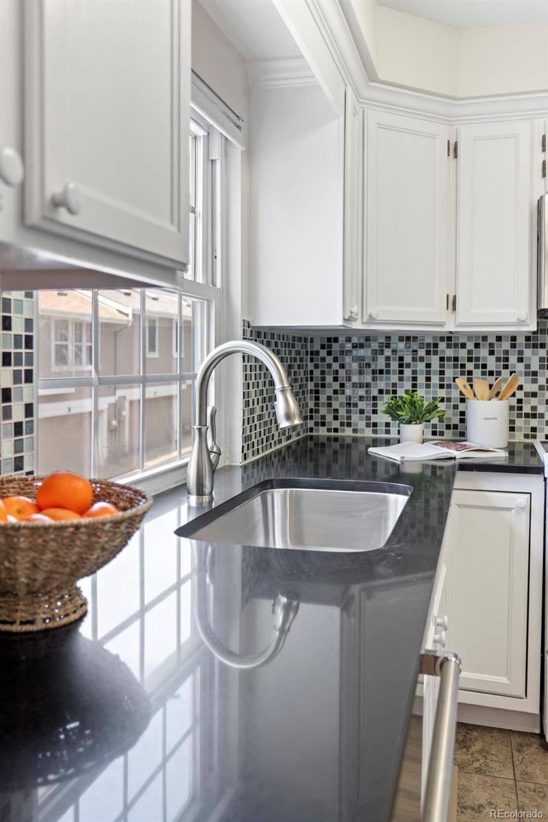 MLS Image #10 for 2890 w long circle,littleton, Colorado