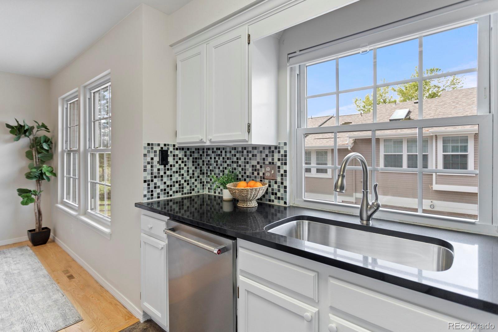 MLS Image #13 for 2890 w long circle,littleton, Colorado