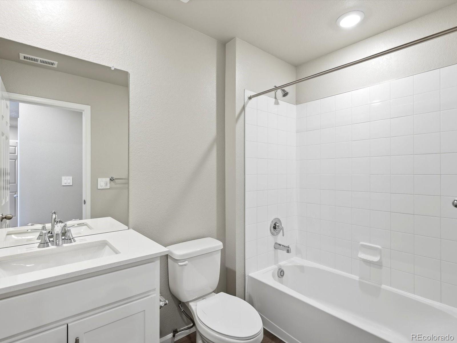 MLS Image #14 for 2242 e 164th avenue,thornton, Colorado