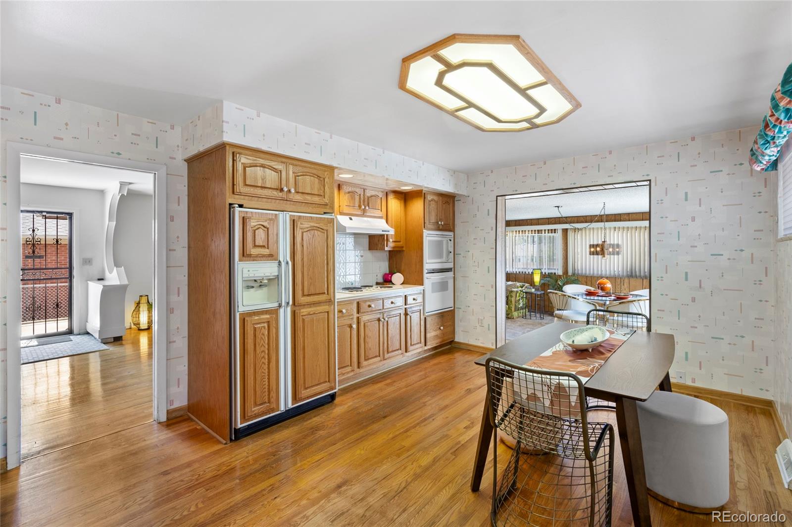 MLS Image #15 for 385 s kearney street,denver, Colorado