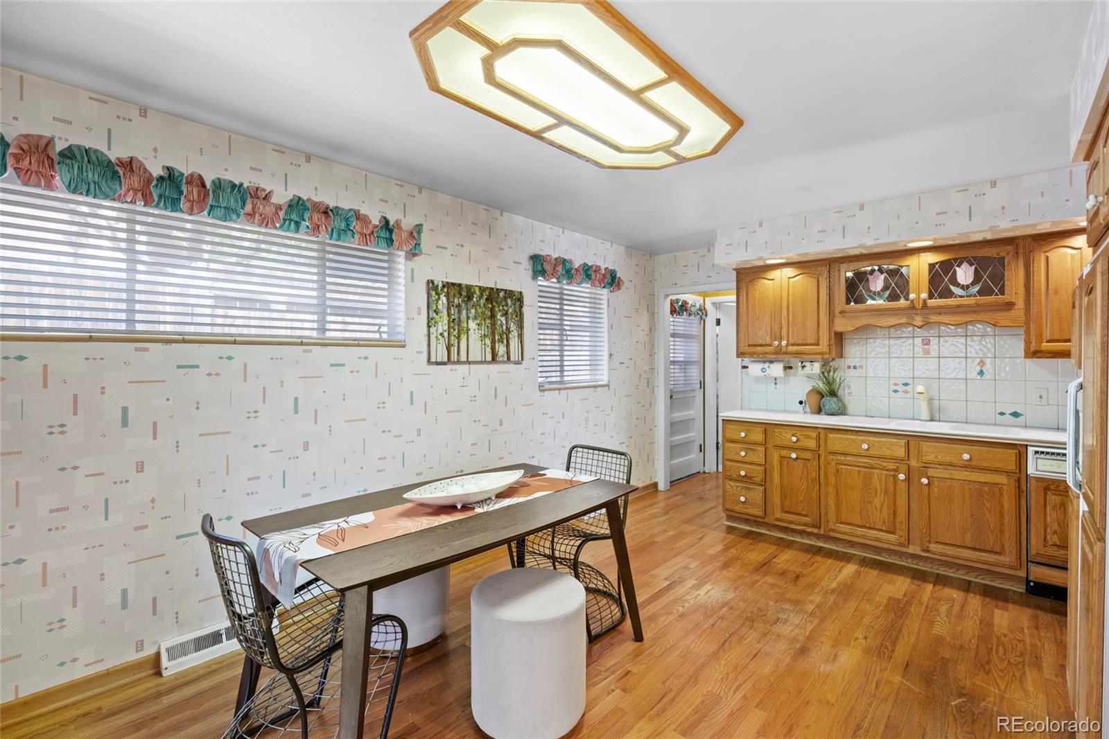MLS Image #19 for 385 s kearney street,denver, Colorado