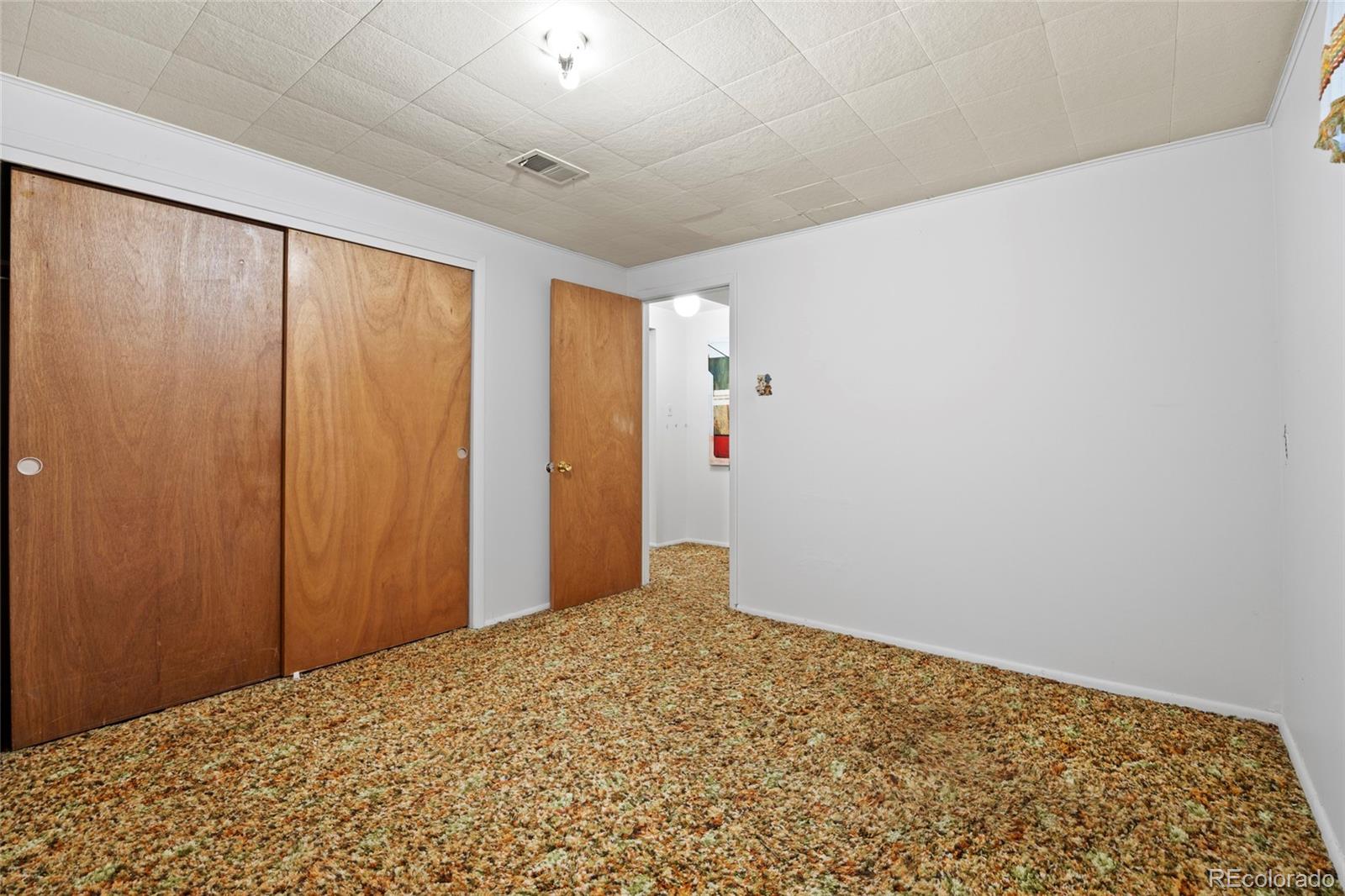 MLS Image #34 for 385 s kearney street,denver, Colorado