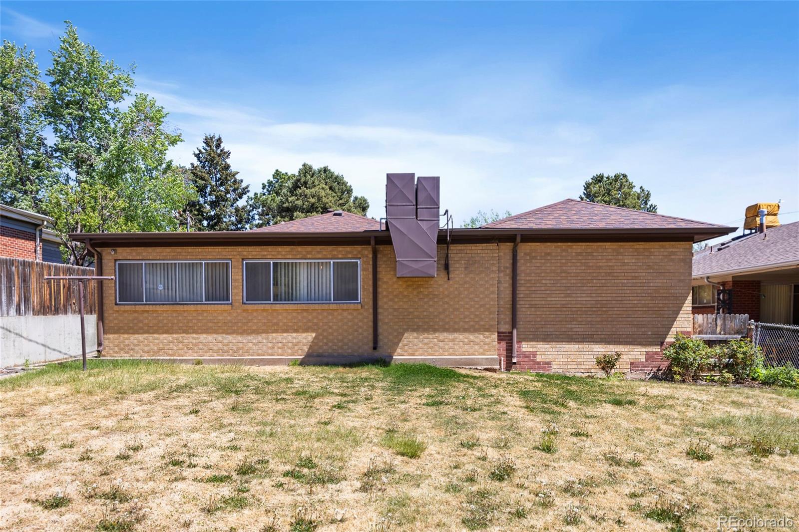 MLS Image #38 for 385 s kearney street,denver, Colorado