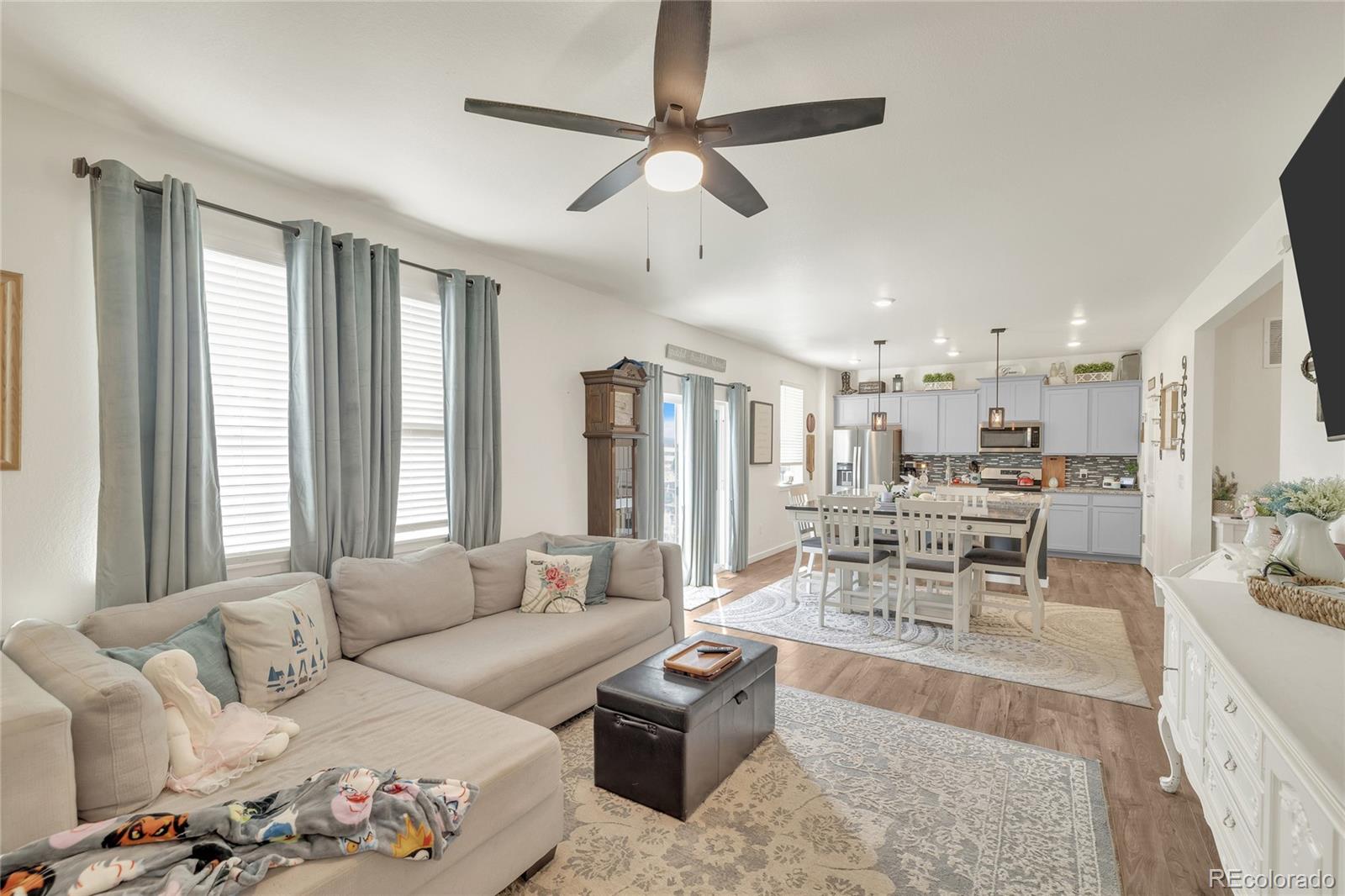 MLS Image #17 for 45824  silverdrop avenue,bennett, Colorado