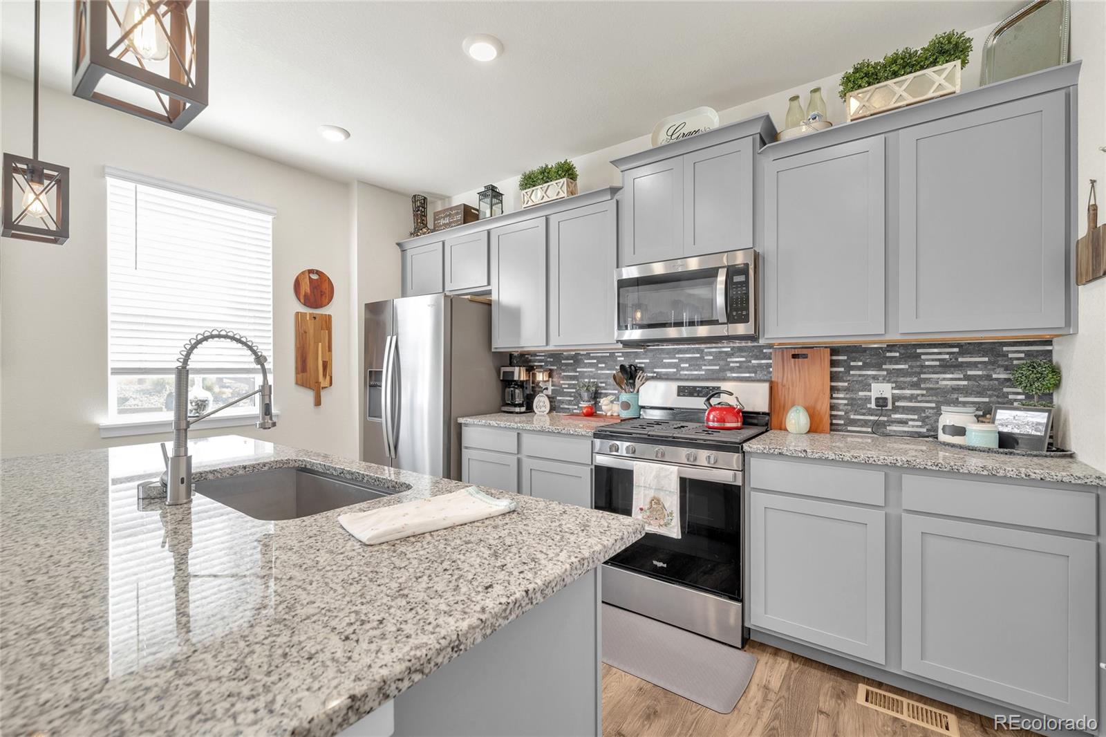 MLS Image #9 for 45824  silverdrop avenue,bennett, Colorado