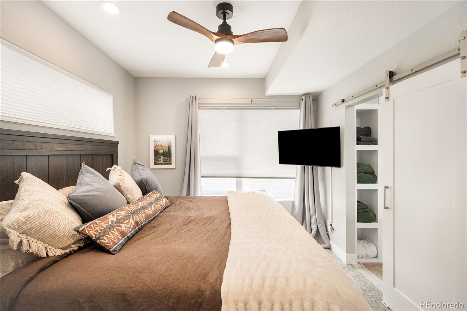 MLS Image #14 for 1525  tennyson street,denver, Colorado