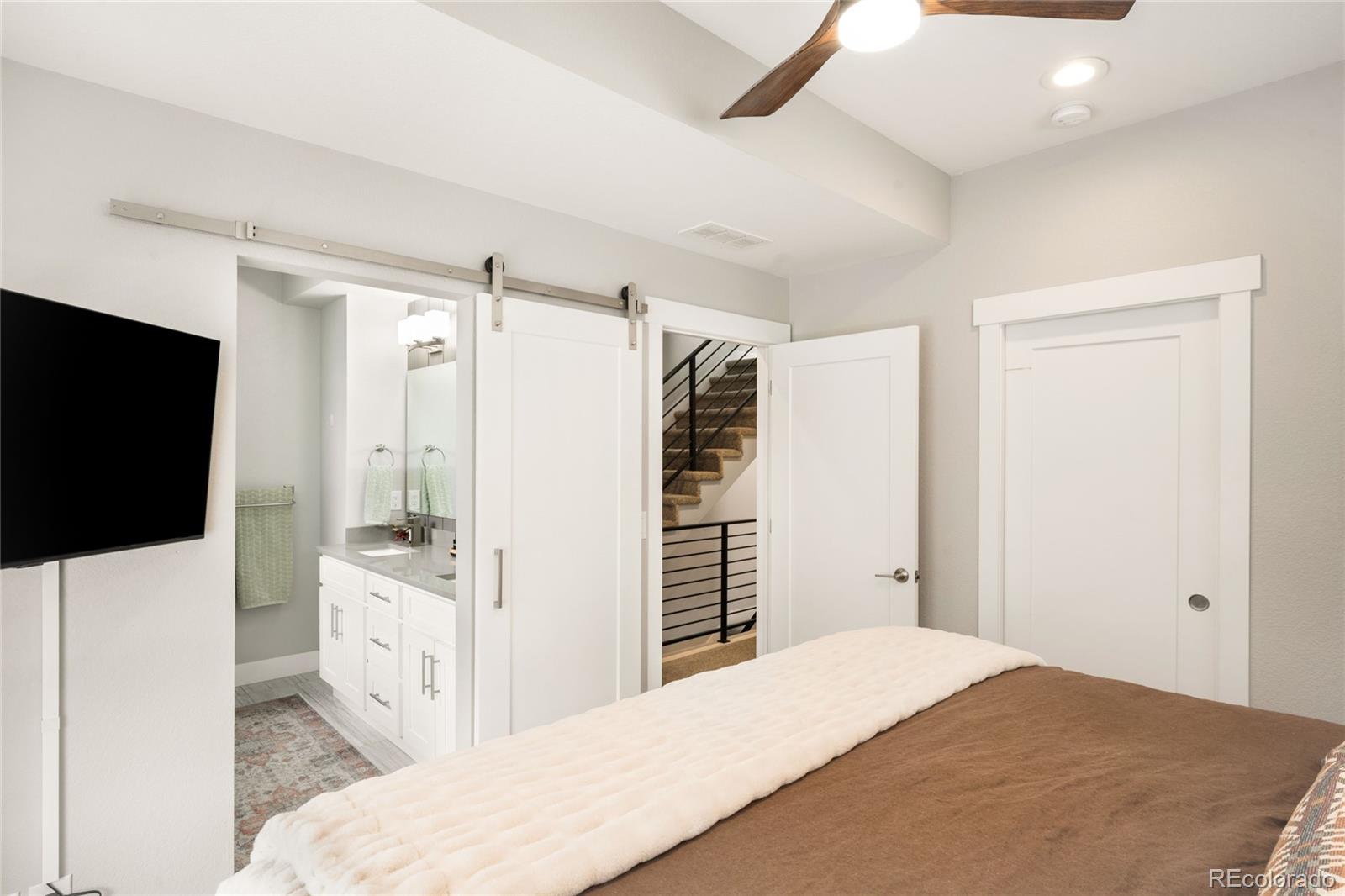 MLS Image #15 for 1525  tennyson street,denver, Colorado