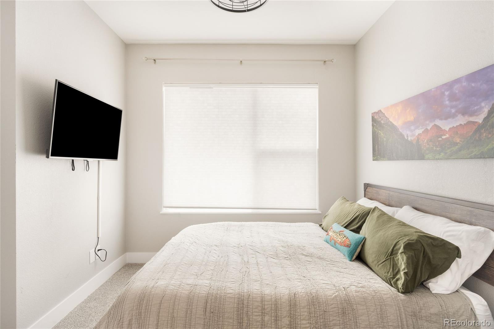 MLS Image #21 for 1525  tennyson street,denver, Colorado
