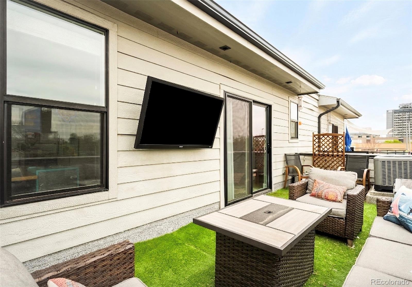 MLS Image #29 for 1525  tennyson street,denver, Colorado