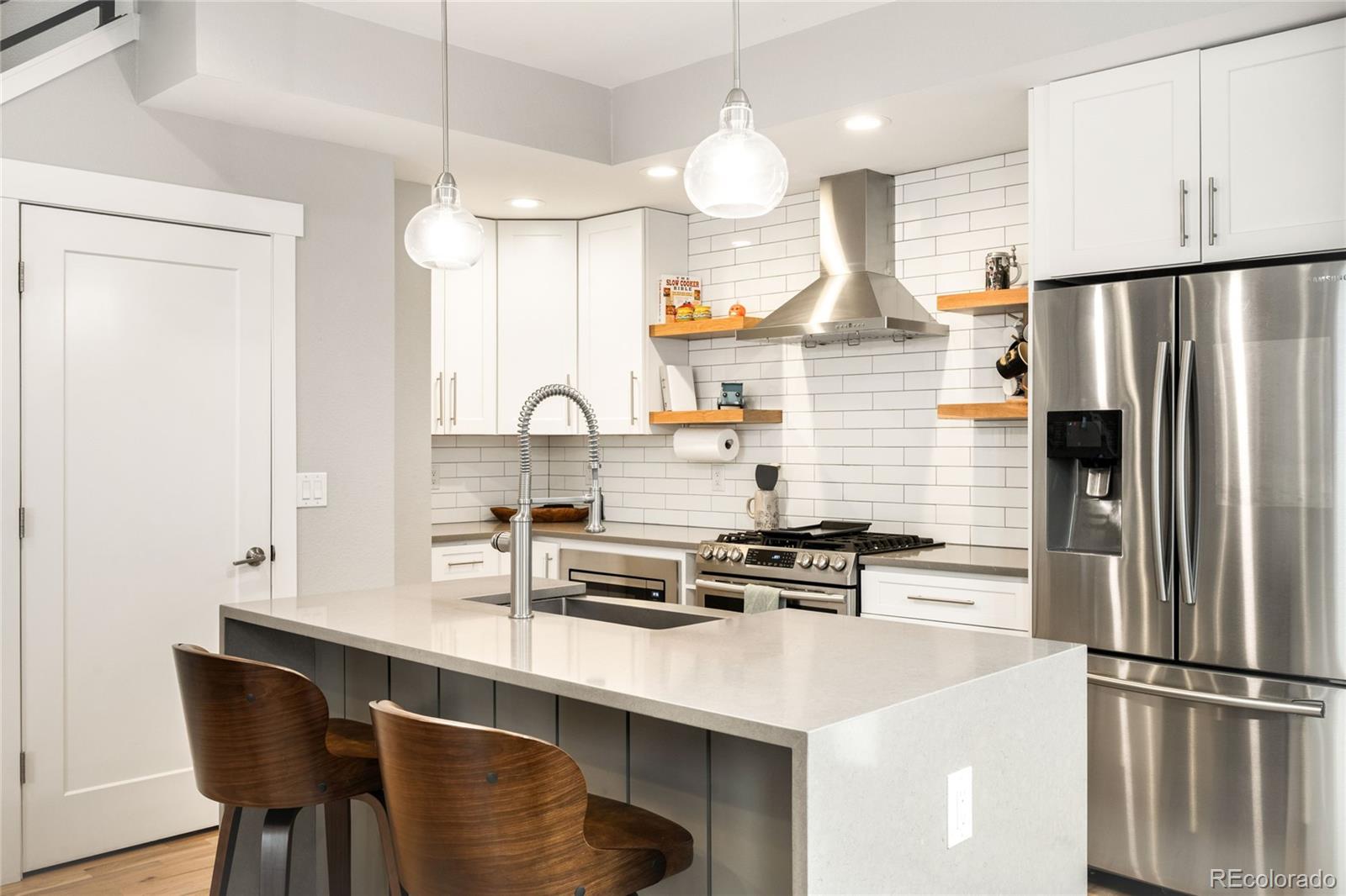 MLS Image #4 for 1525  tennyson street,denver, Colorado