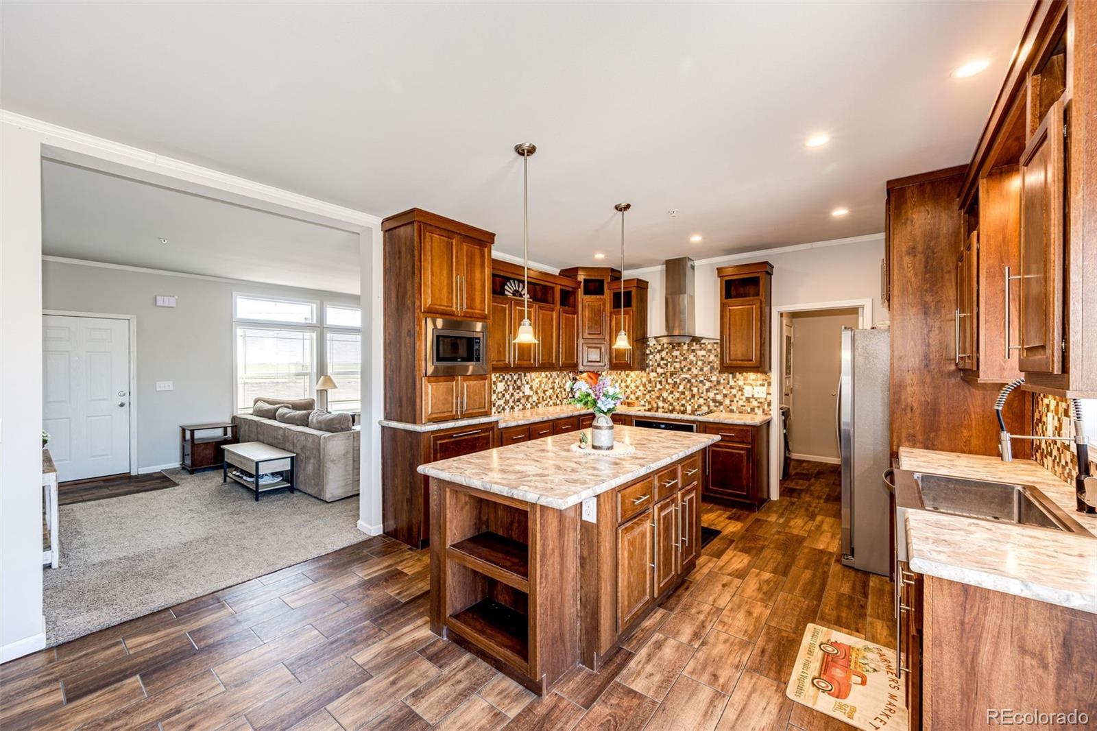MLS Image #11 for 61025 e 38th avenue,strasburg, Colorado