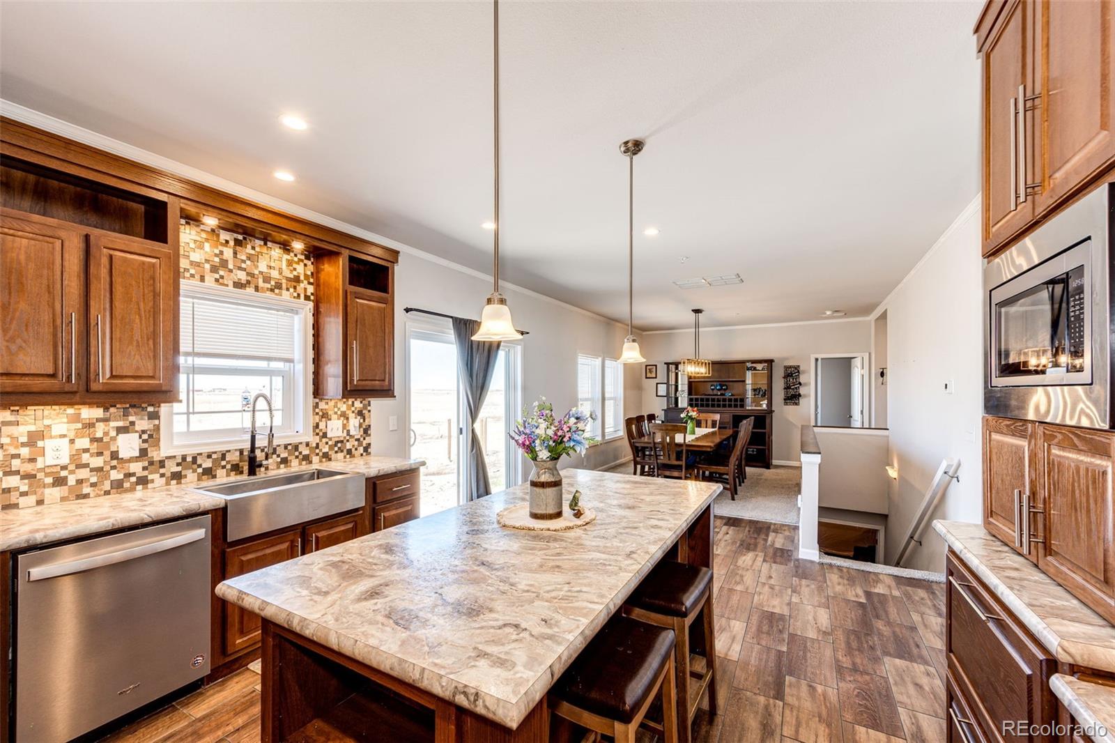 MLS Image #17 for 61025 e 38th avenue,strasburg, Colorado