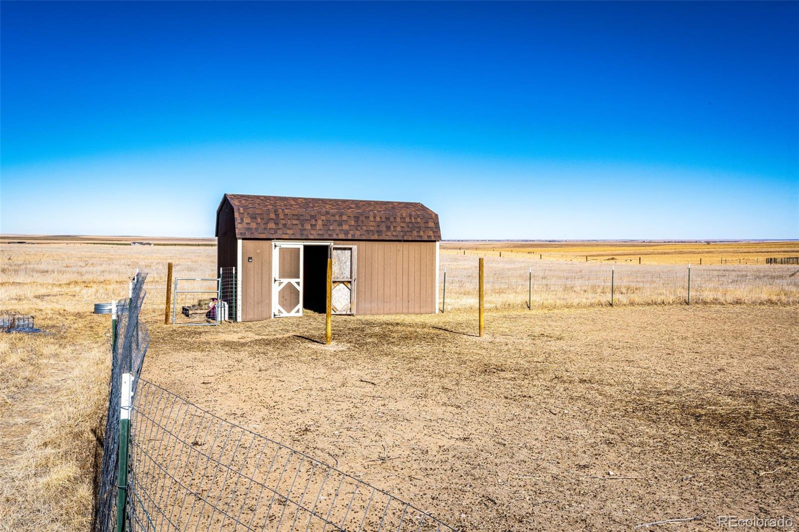 MLS Image #35 for 61025 e 38th avenue,strasburg, Colorado