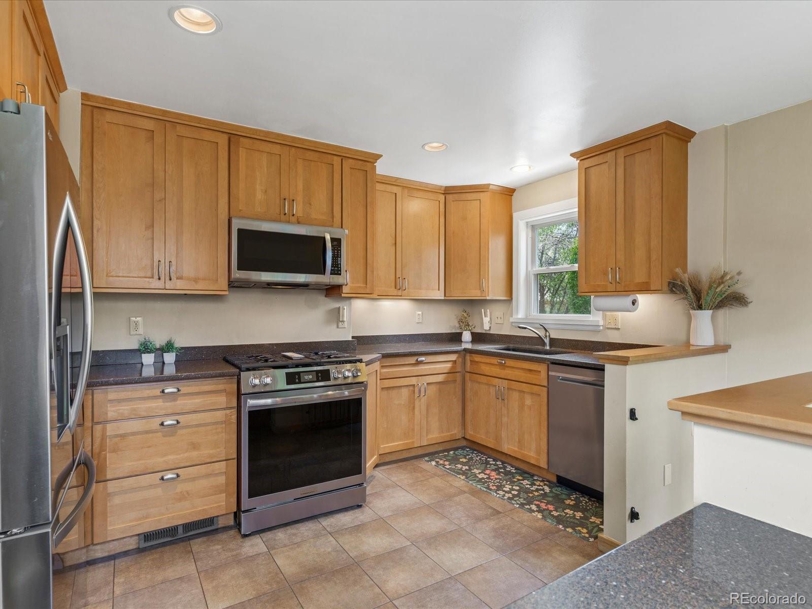 MLS Image #12 for 3870 s sherman street,englewood, Colorado