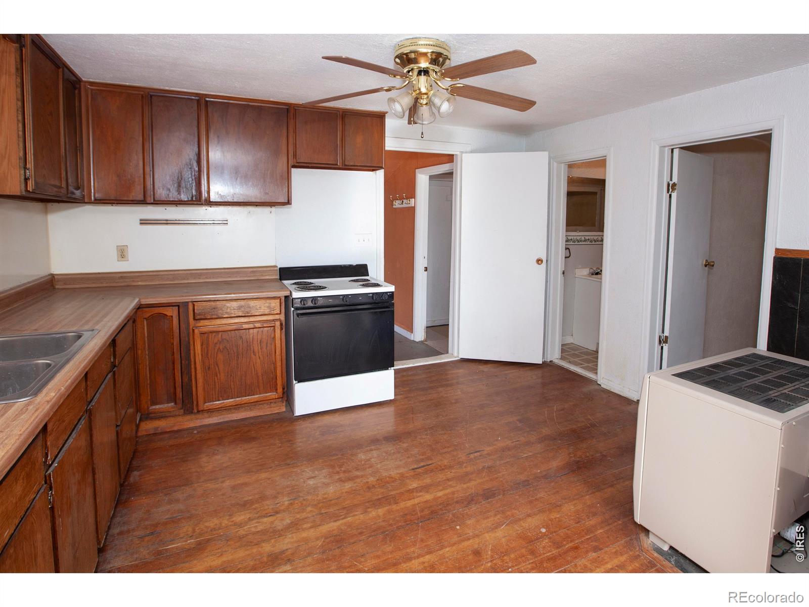 MLS Image #13 for 22497  county road 33.5 ,hillrose, Colorado