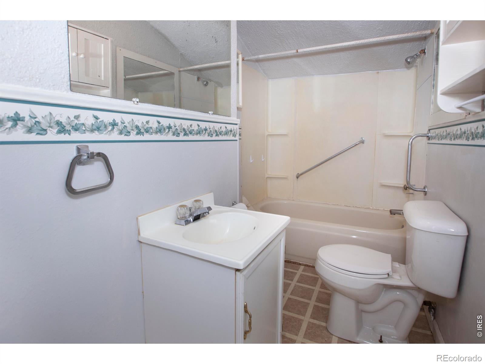 MLS Image #20 for 22497  county road 33.5 ,hillrose, Colorado