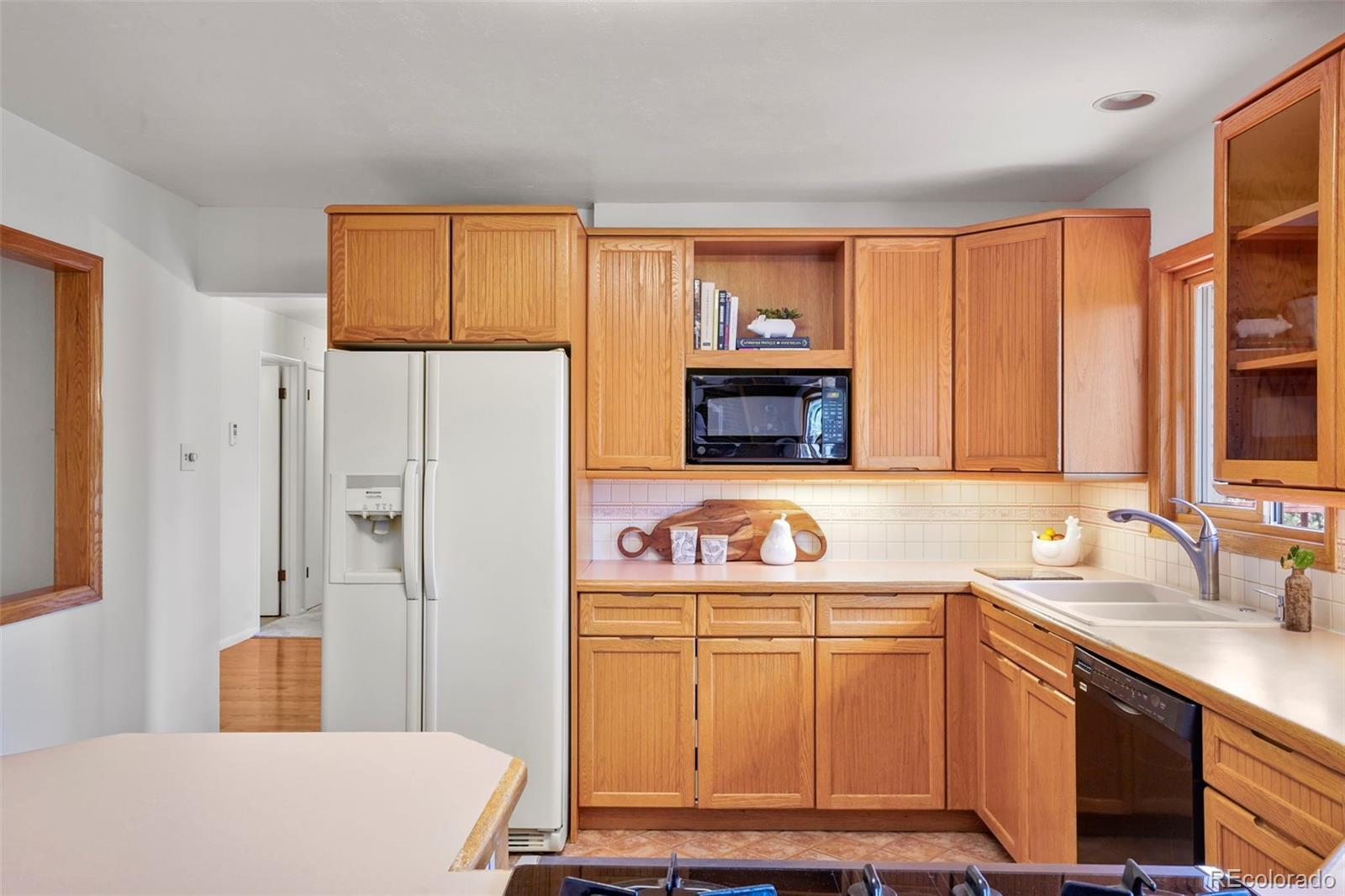 MLS Image #15 for 12332 w asbury place,lakewood, Colorado