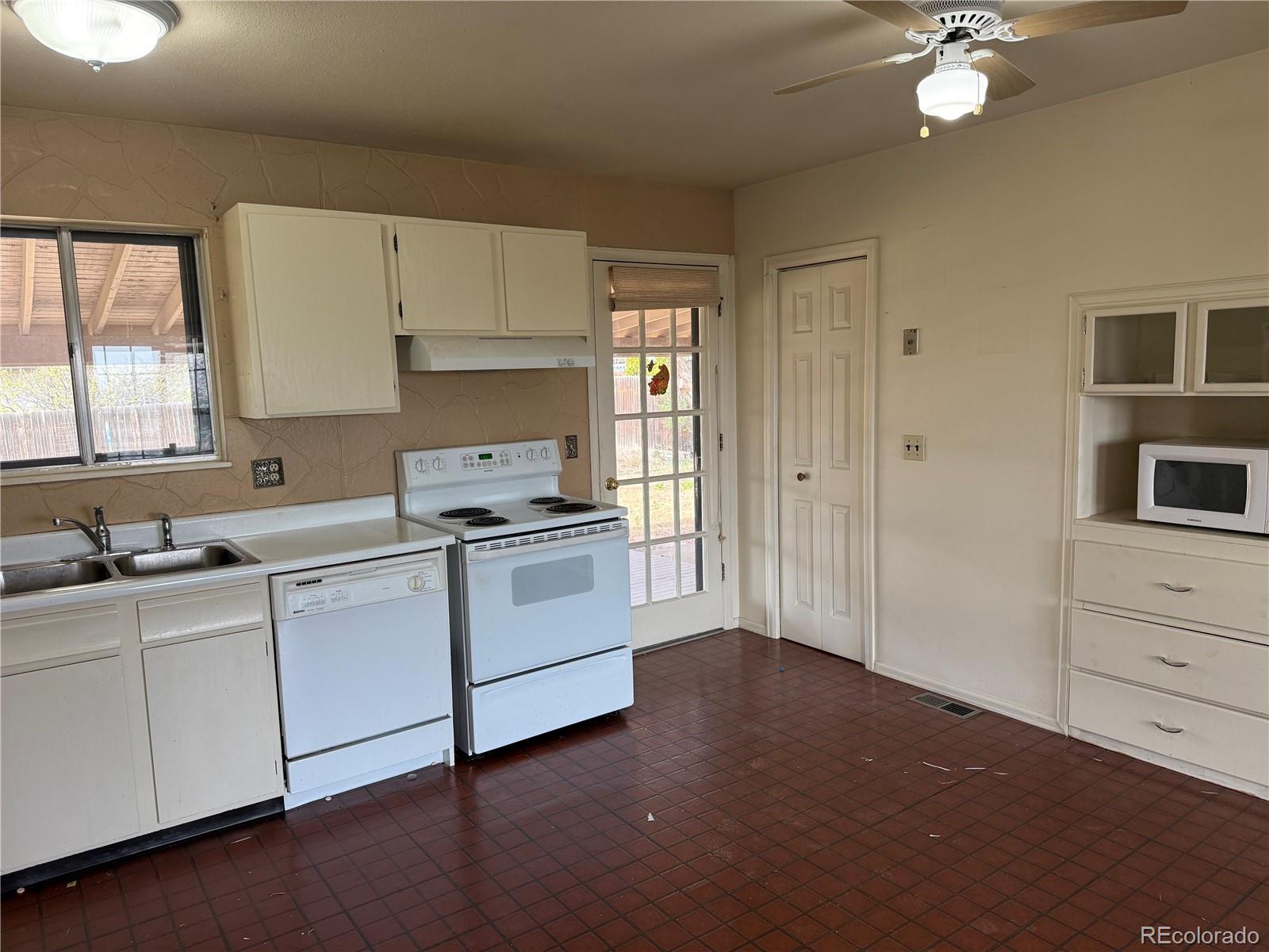 MLS Image #6 for 13521  sheridan boulevard,broomfield, Colorado
