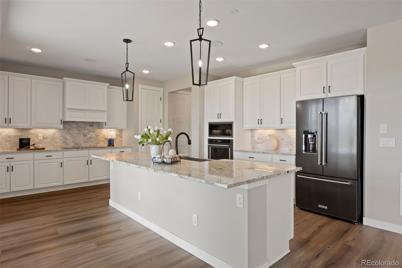 MLS Image #3 for 7024  fireside way,castle rock, Colorado