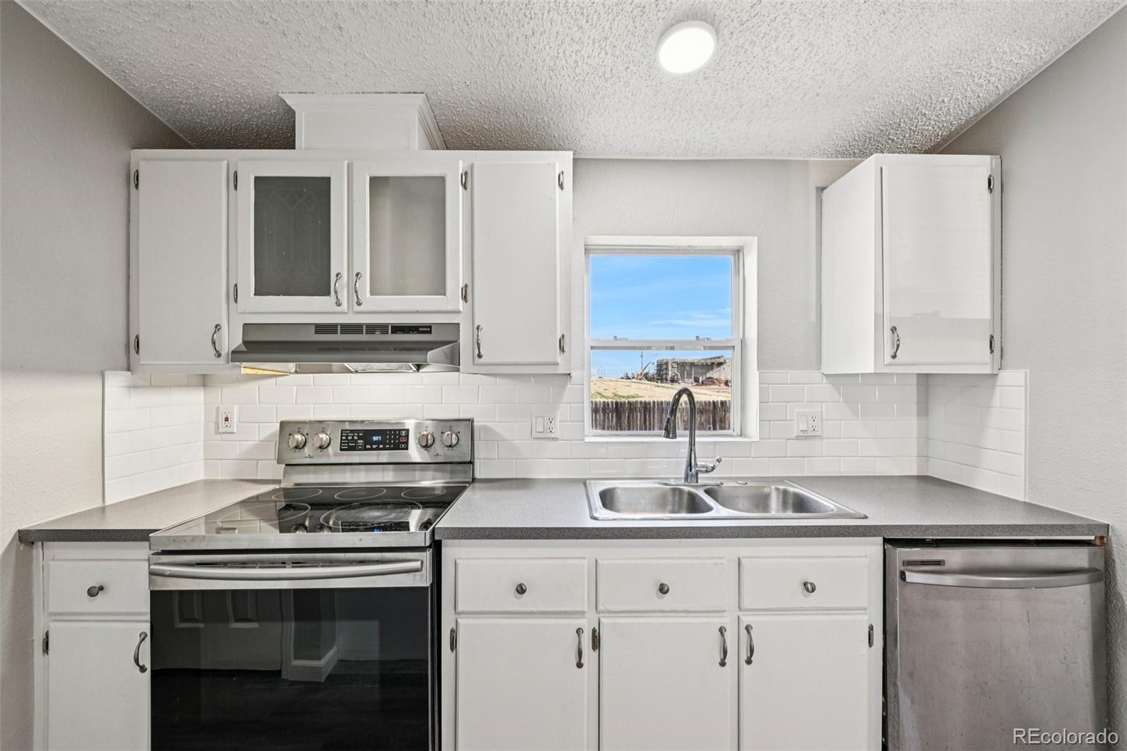 MLS Image #1 for 7041  ash court,commerce city, Colorado