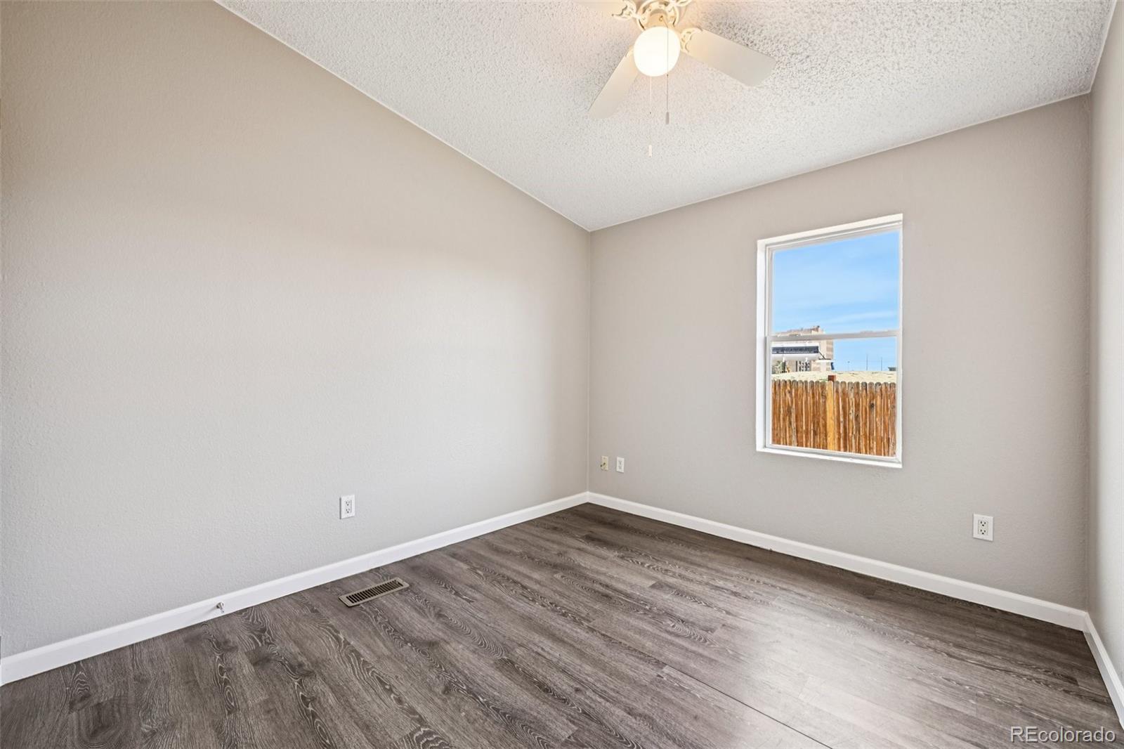 MLS Image #29 for 7041  ash court,commerce city, Colorado