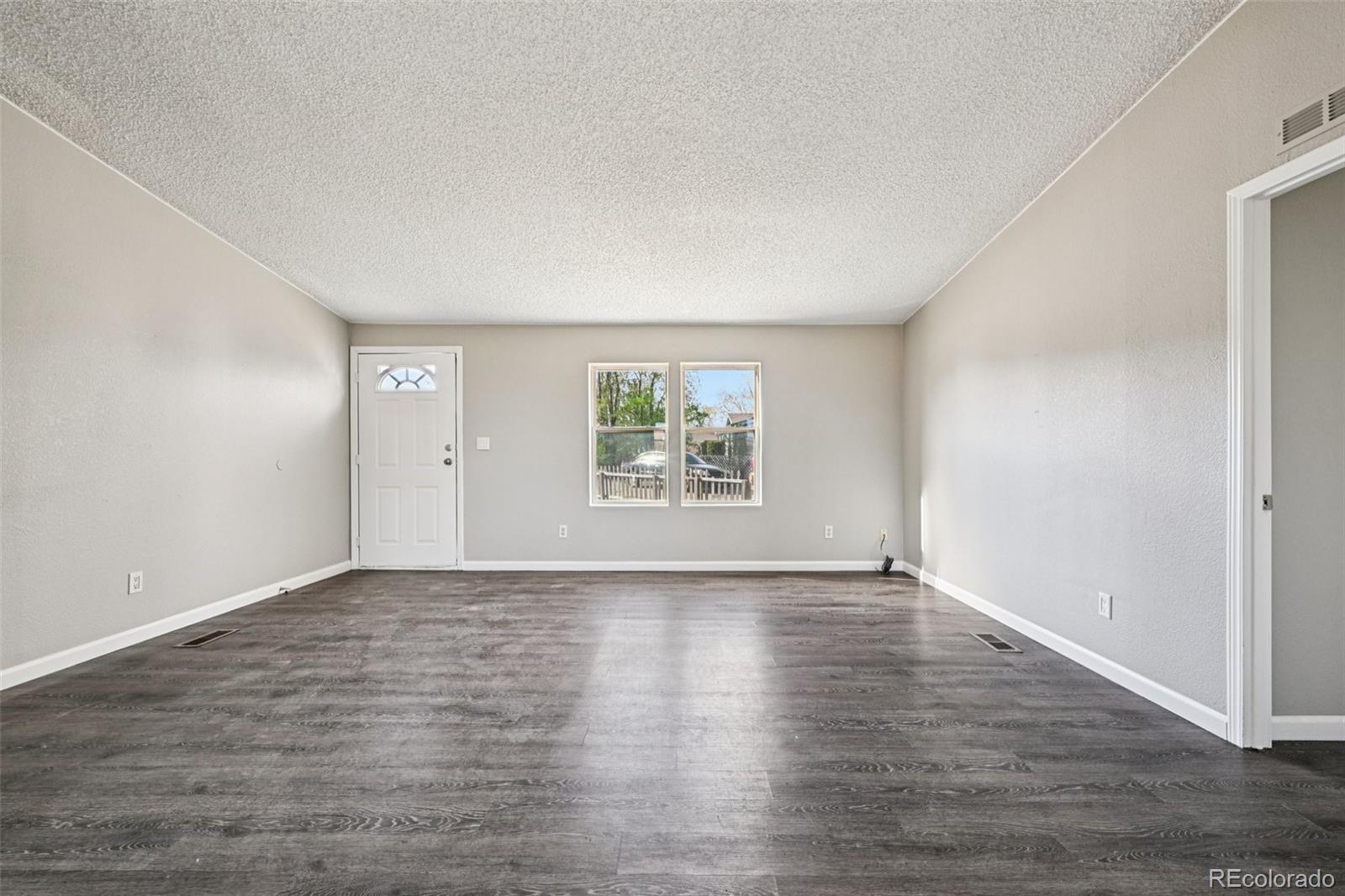 MLS Image #8 for 7041  ash court,commerce city, Colorado