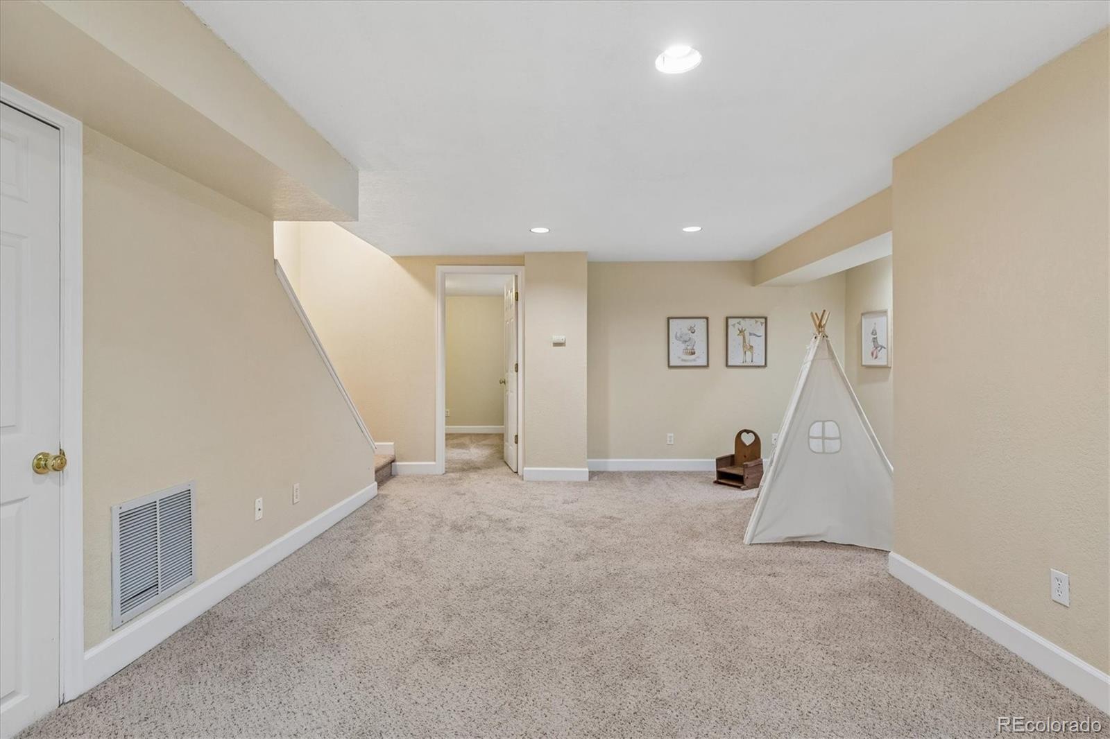 MLS Image #22 for 12811 w 85th circle,arvada, Colorado