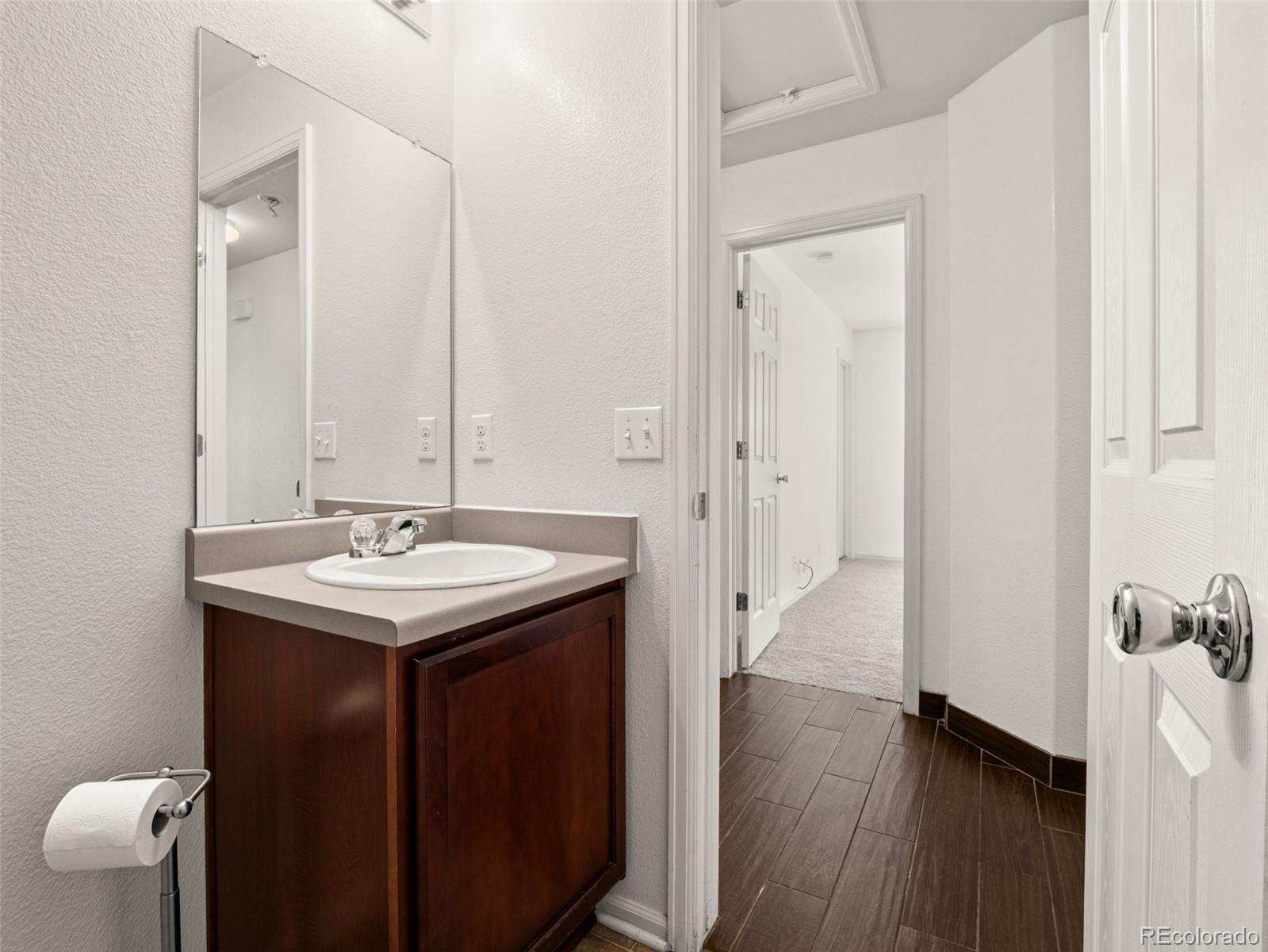 MLS Image #12 for 5383  lewiston street,denver, Colorado