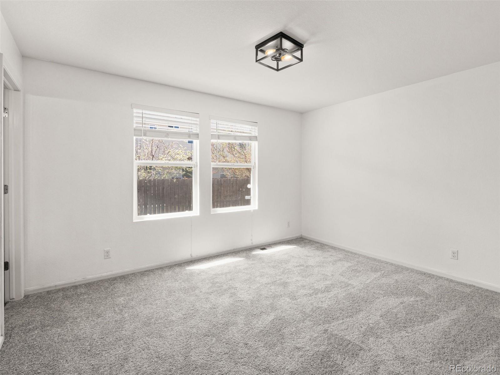 MLS Image #18 for 5383  lewiston street,denver, Colorado