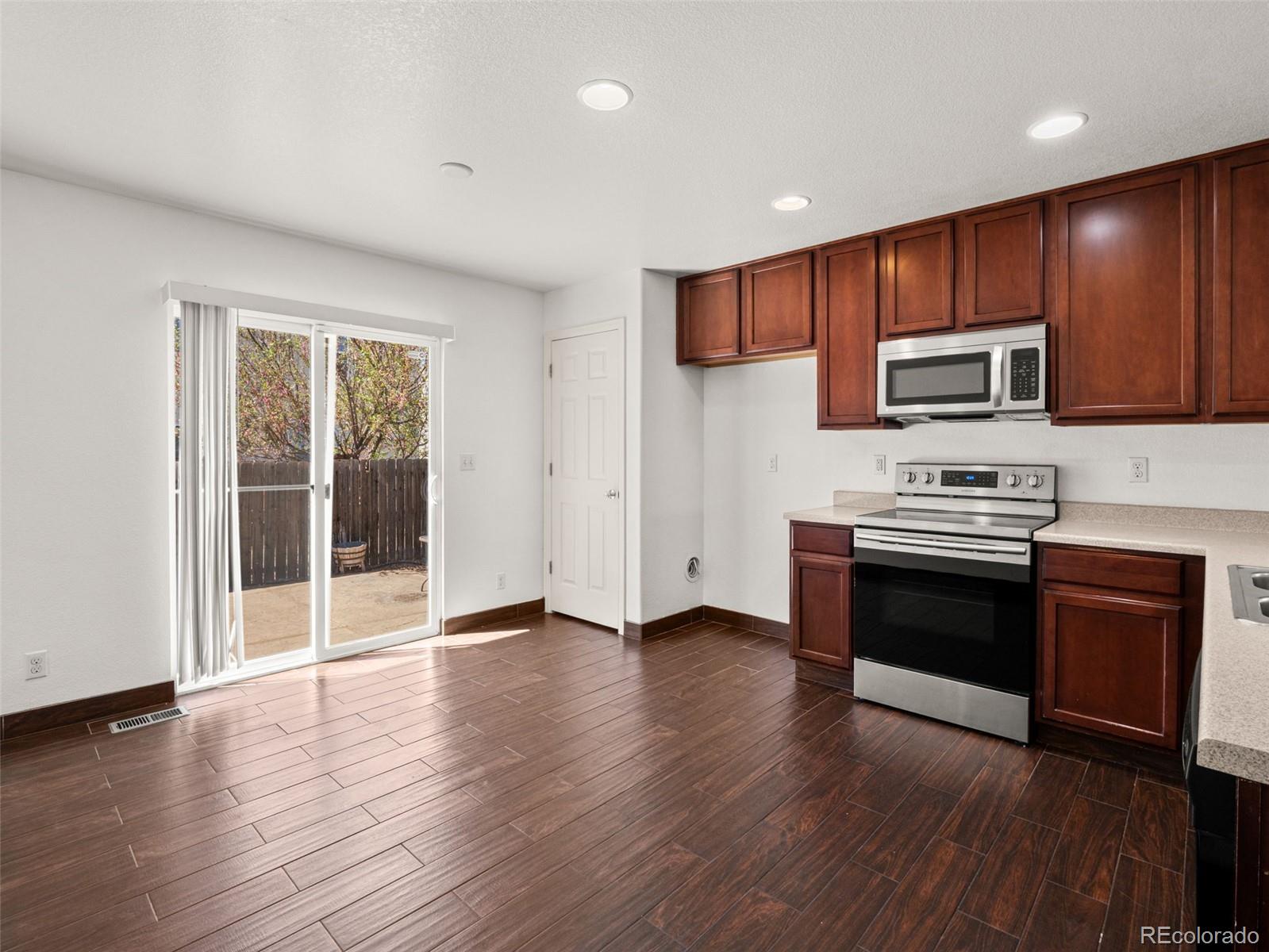 MLS Image #7 for 5383  lewiston street,denver, Colorado
