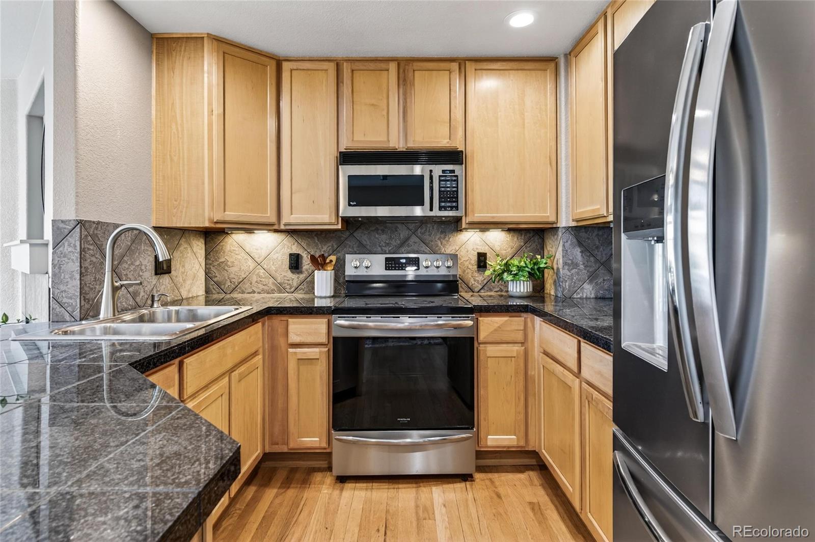 MLS Image #12 for 5062  grey wolf place ,broomfield, Colorado
