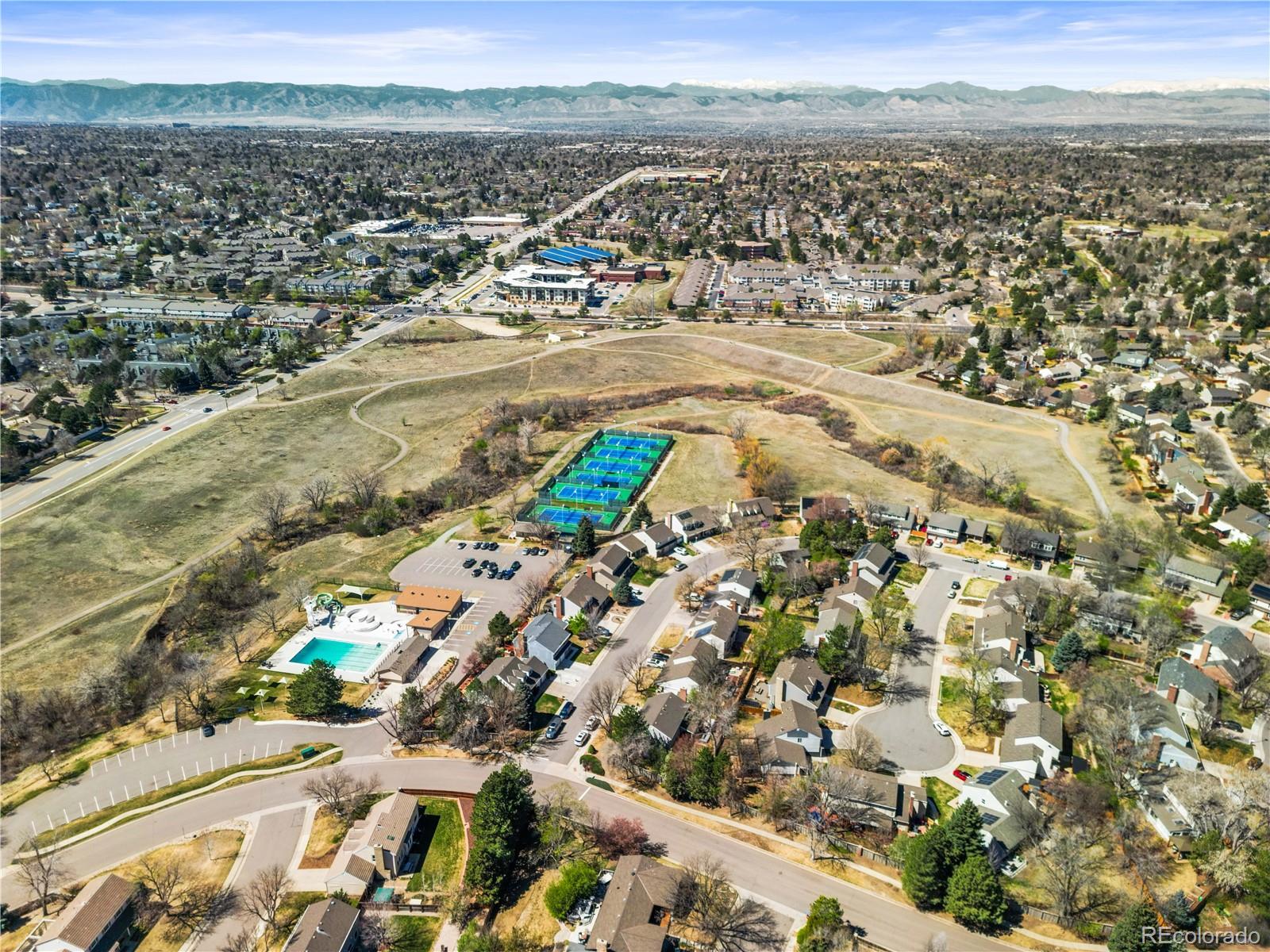 MLS Image #33 for 6449 s locust way,centennial, Colorado