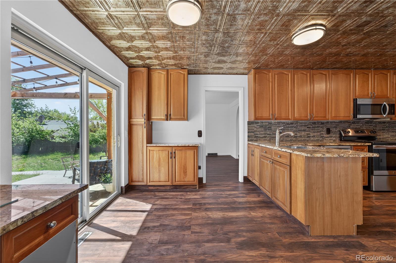 MLS Image #7 for 1550 s oakland street,aurora, Colorado